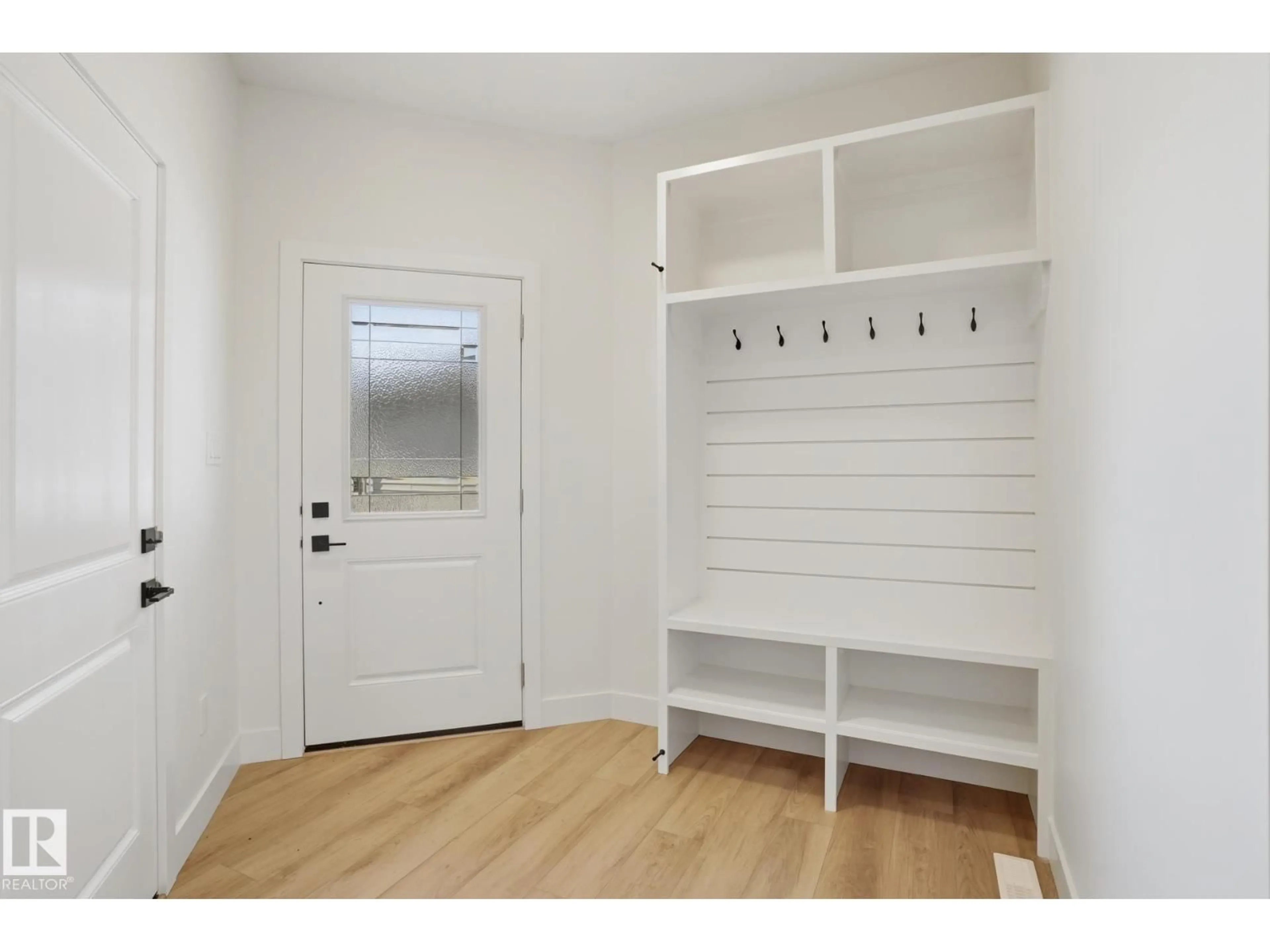 Indoor entryway for 96 SPRING LI, Spruce Grove Alberta T7X2X7