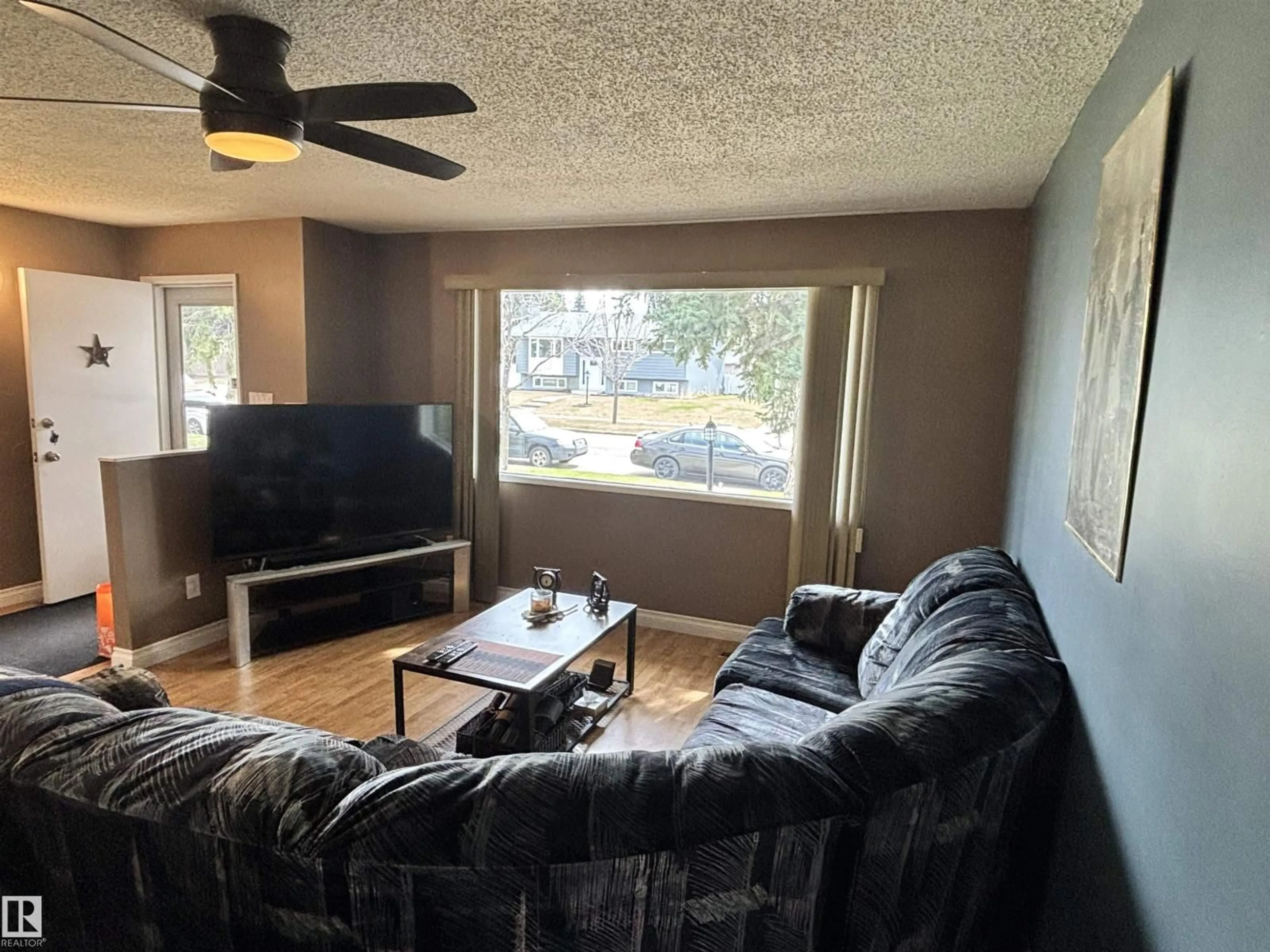 Living room with furniture, wood/laminate floor for 155 BROOKWOOD DR, Spruce Grove Alberta T7X1H3