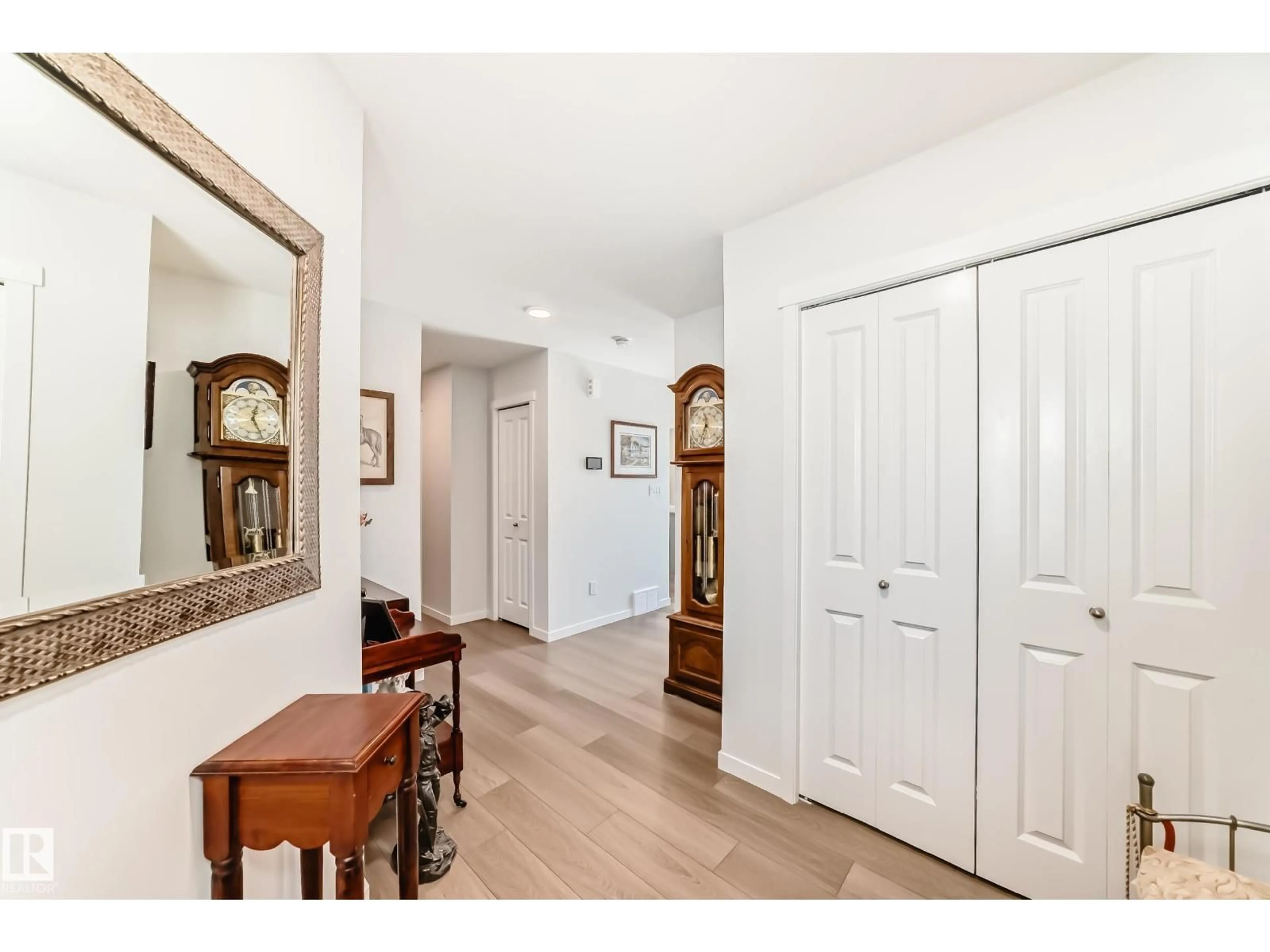 Indoor entryway for 98 HORTON WY, Ardrossan Alberta T8E0B2