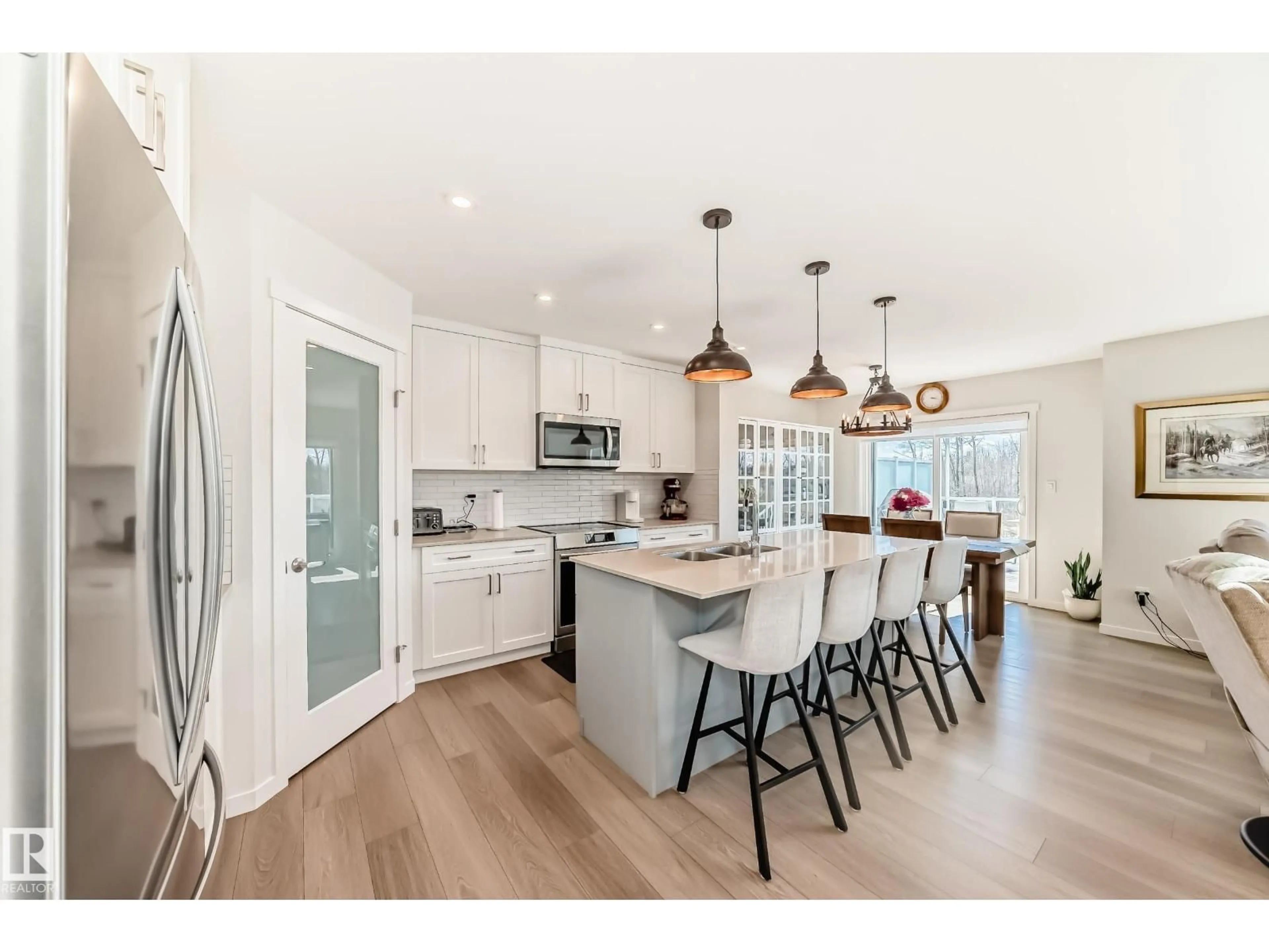 Open concept kitchen, unknown for 98 HORTON WY, Ardrossan Alberta T8E0B2