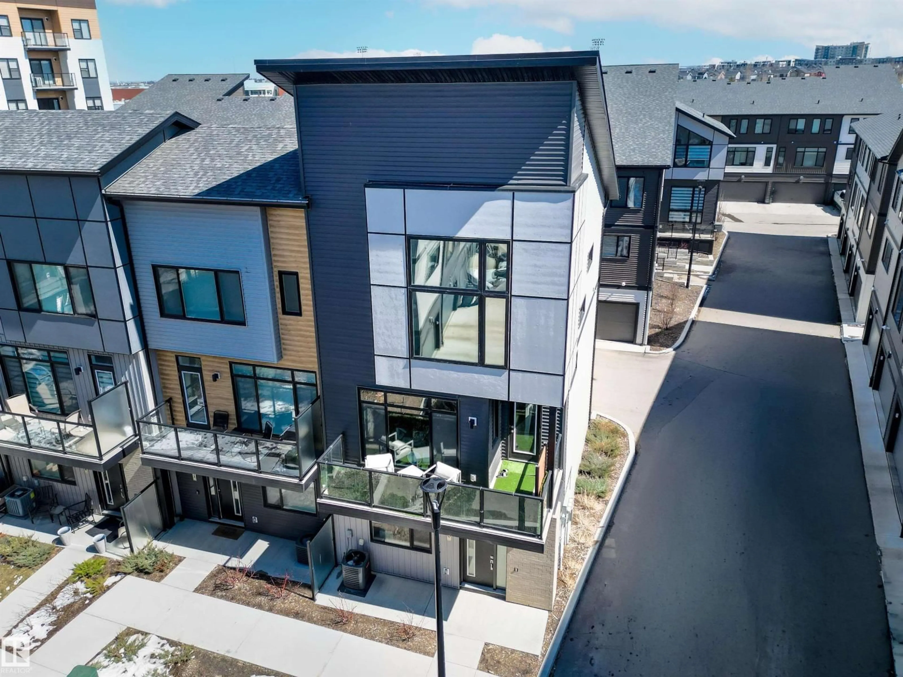 A pic from outside/outdoor area/front of a property/back of a property/a pic from drone, unknown for 90 EBONY BV, Sherwood Park Alberta T8H2X4