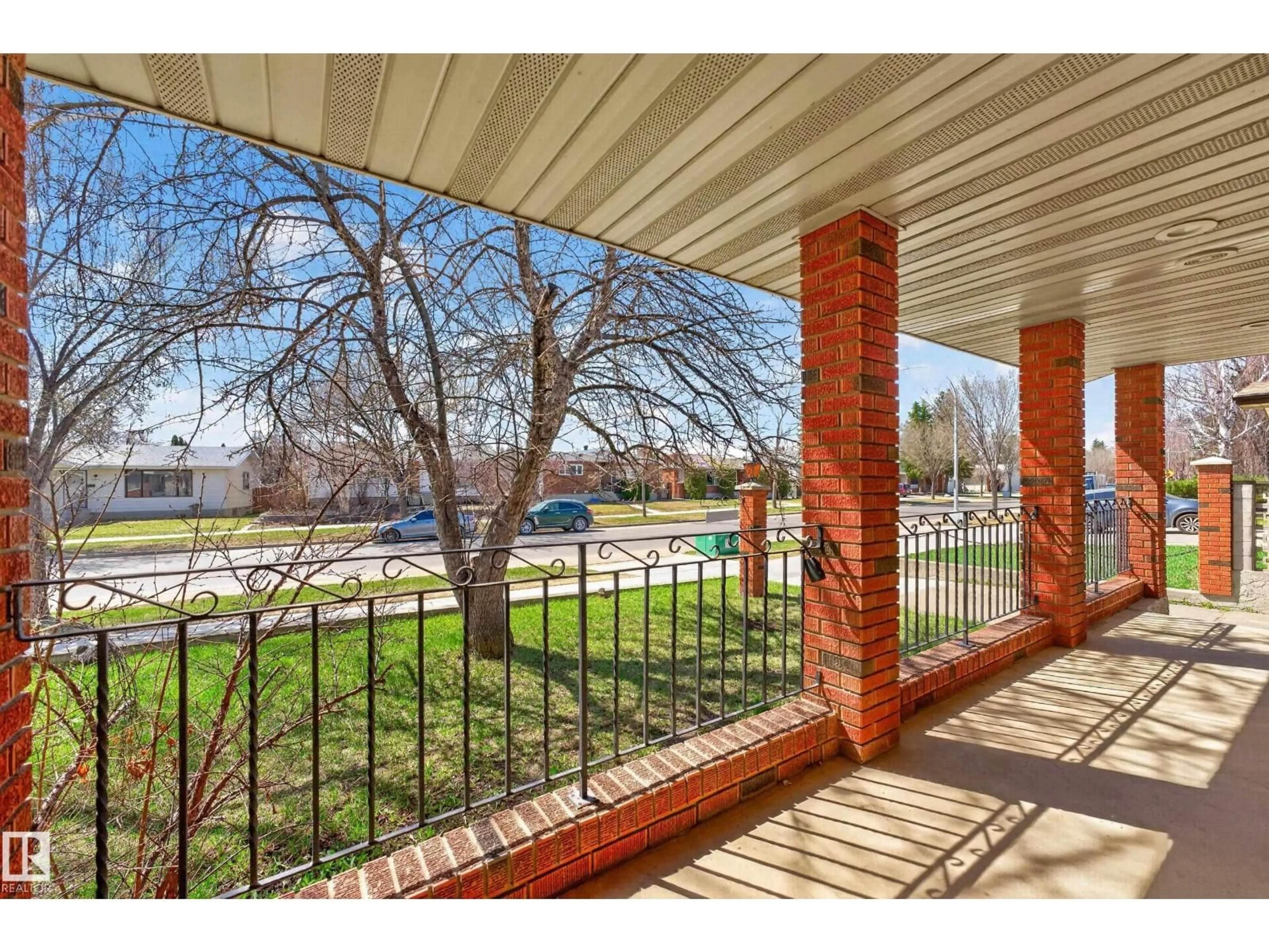 Patio, unknown for NW - 11016 171 AV, Edmonton Alberta T5X3J6