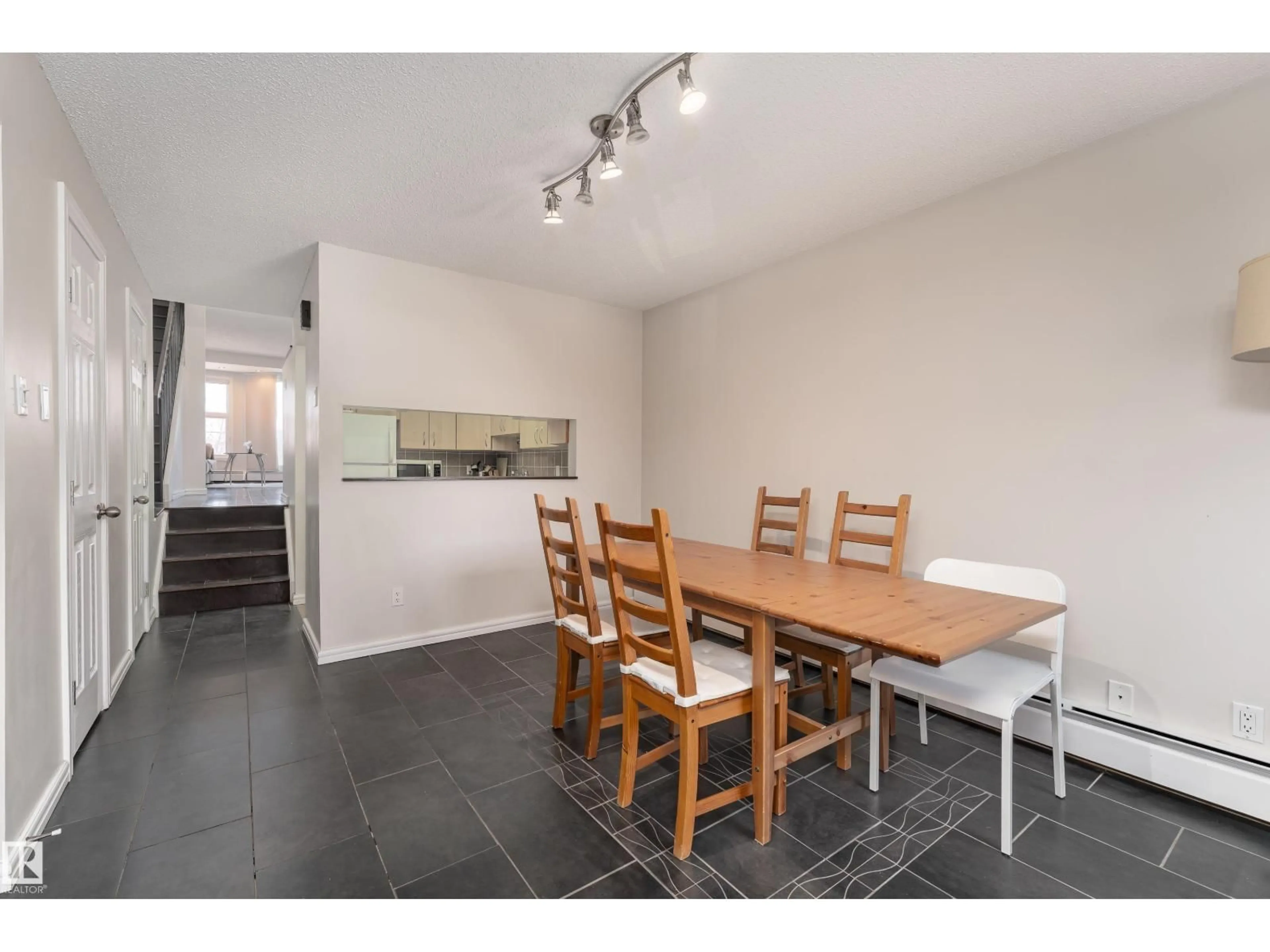 Dining room, unknown for 11120 83 AV, Edmonton Alberta T6G0V1