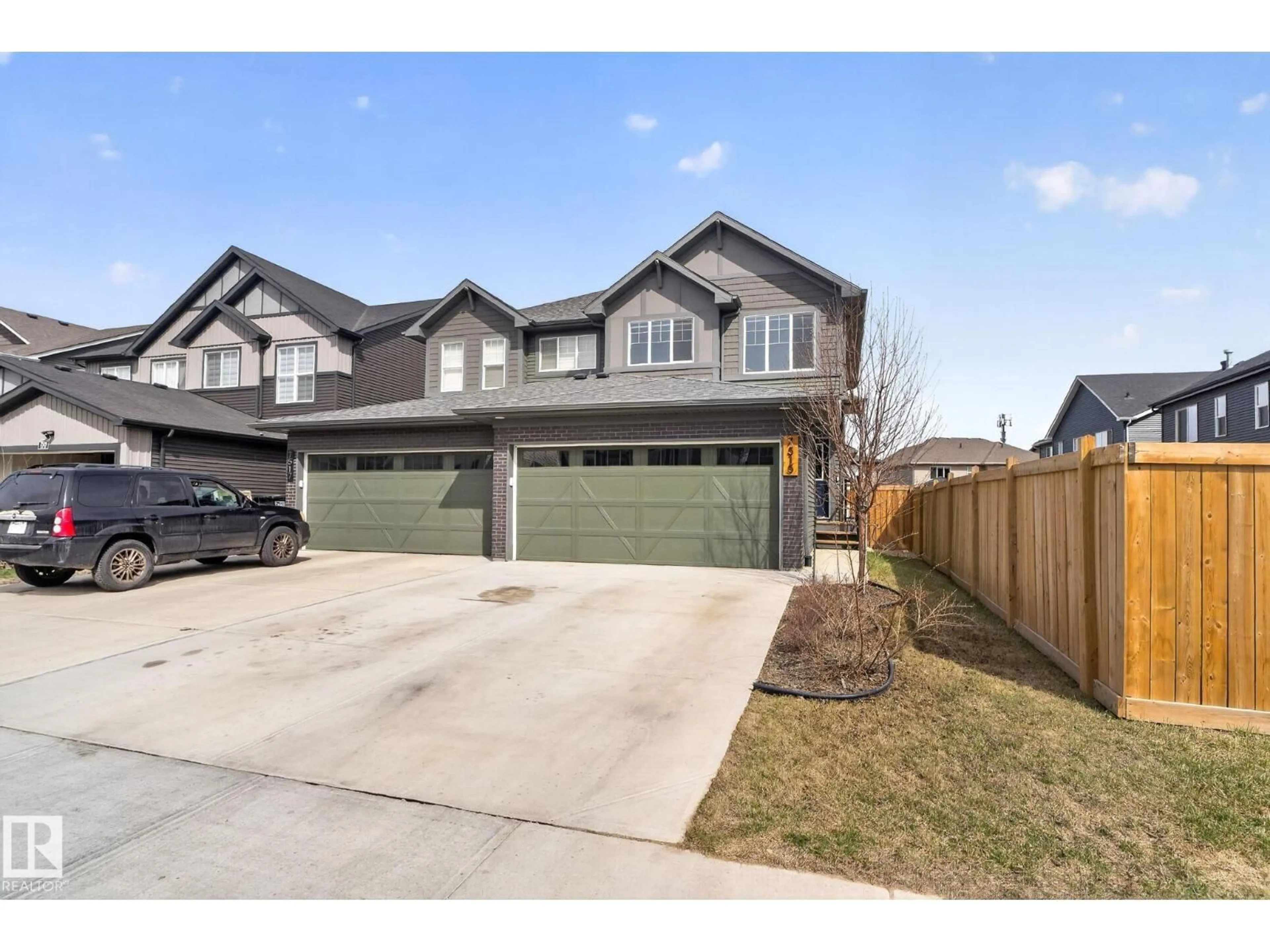Unknown for 7515 ELMER BEND NW, Edmonton Alberta T6M1K2