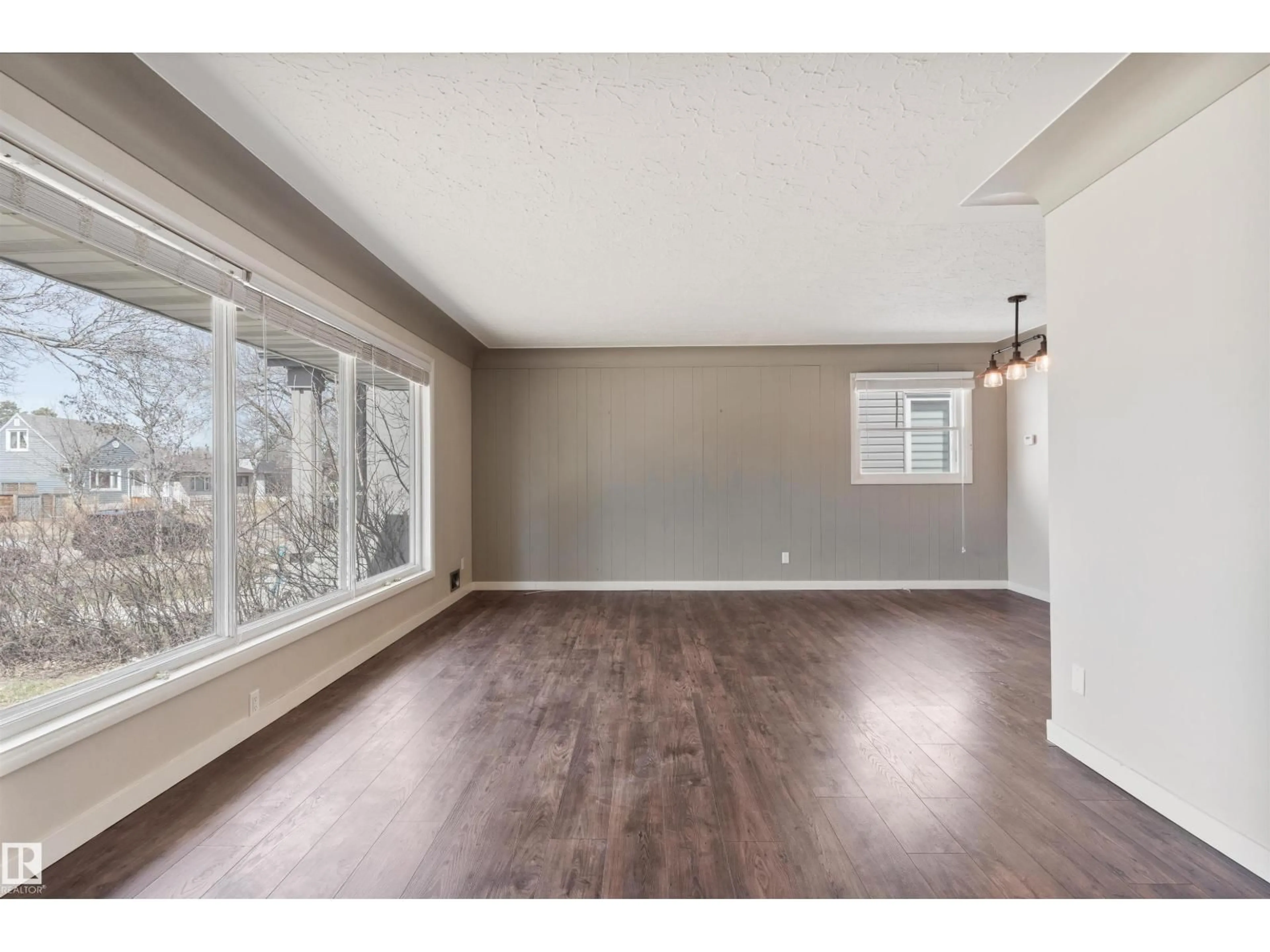 A pic of a room for NW - 10707 129 ST, Edmonton Alberta T5N1Y2