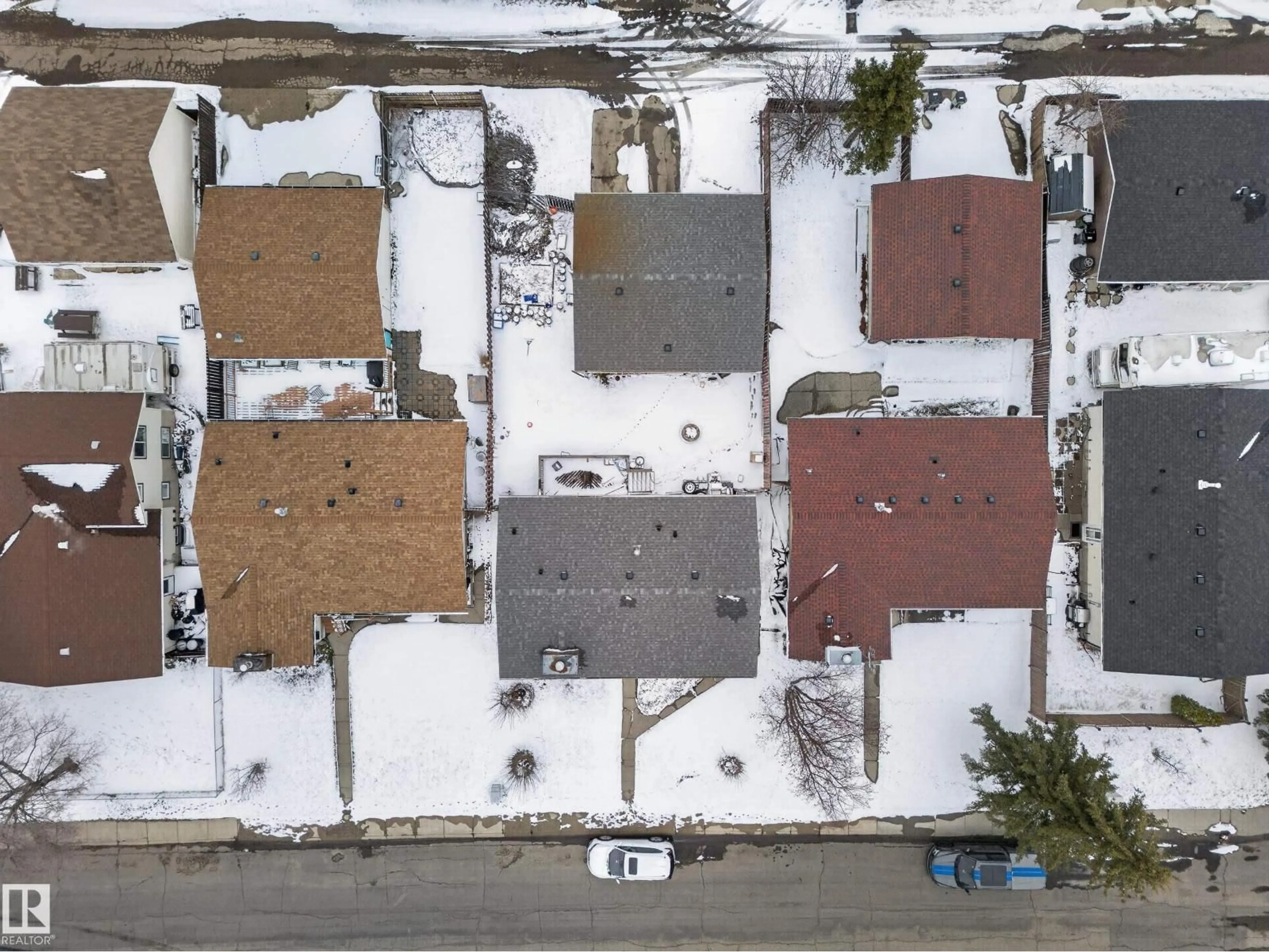 A pic from outside/outdoor area/front of a property/back of a property/a pic from drone, street for 8312 29 AVE, Edmonton Alberta T6K3V6