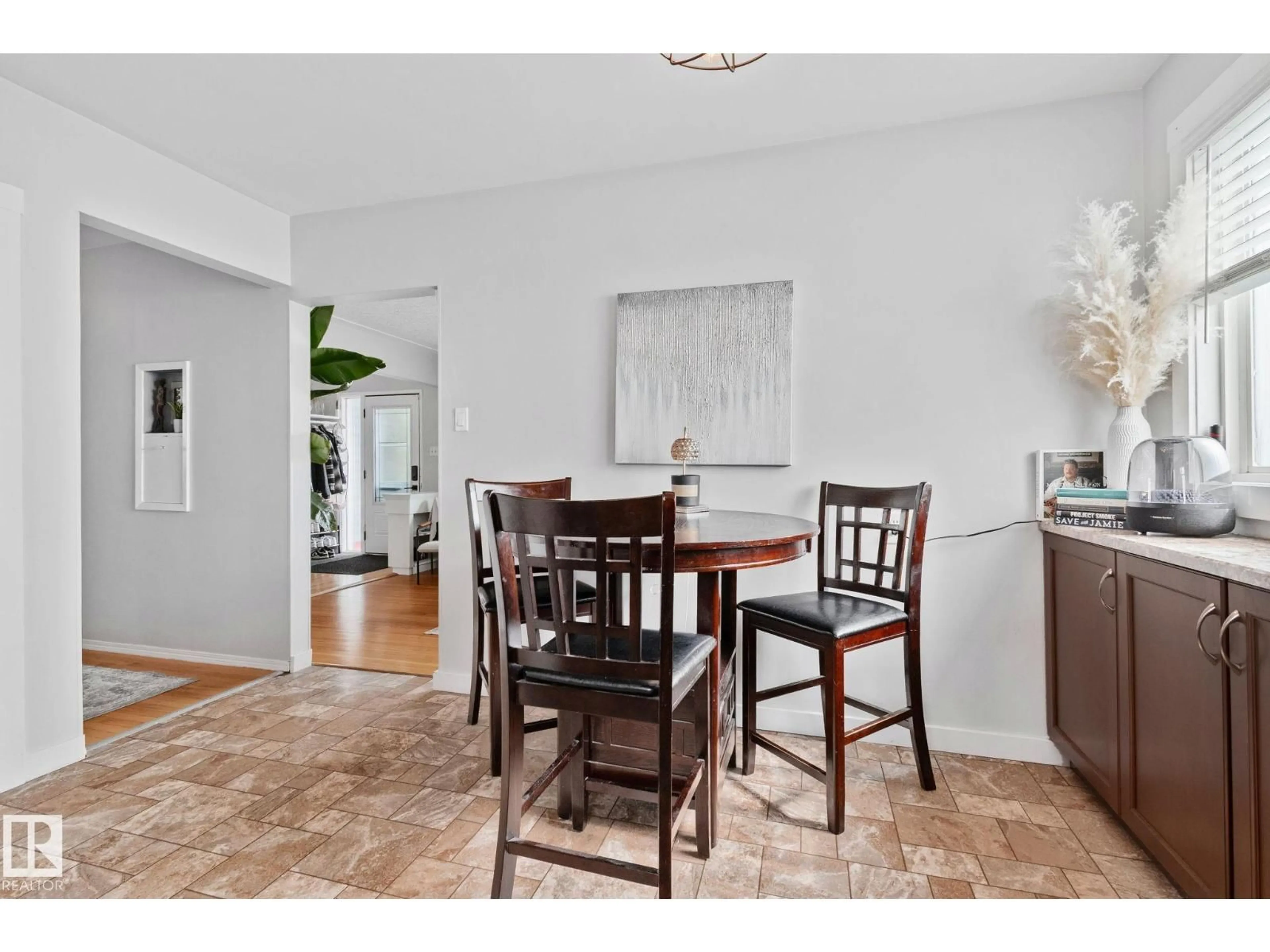 Dining room, wood/laminate floor for NW - 13516 104A ST, Edmonton Alberta T5E4R2