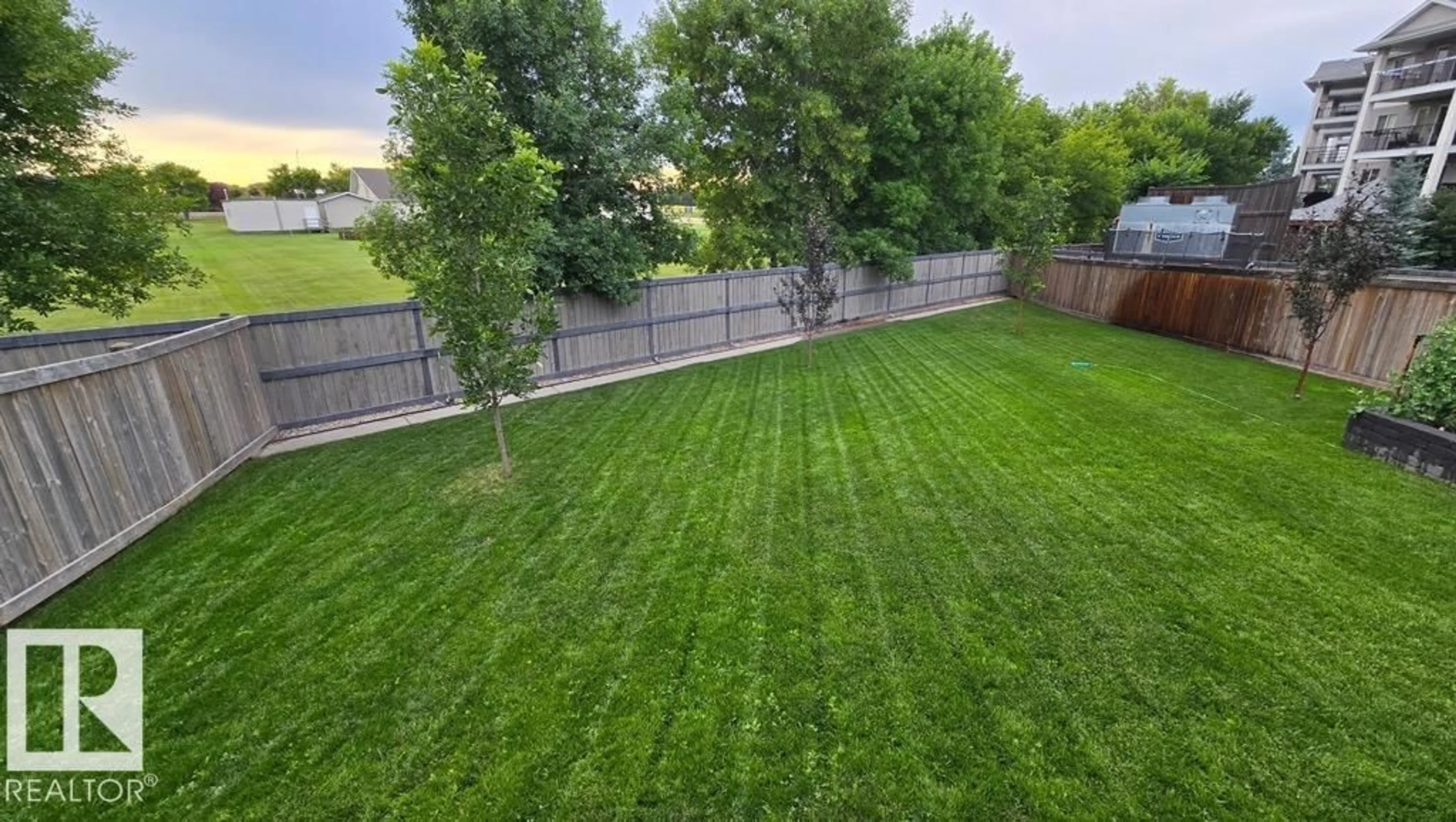 A pic from outside/outdoor area/front of a property/back of a property/a pic from drone, unknown for 1825 WESTERRA LO, Stony Plain Alberta T7Z0L8