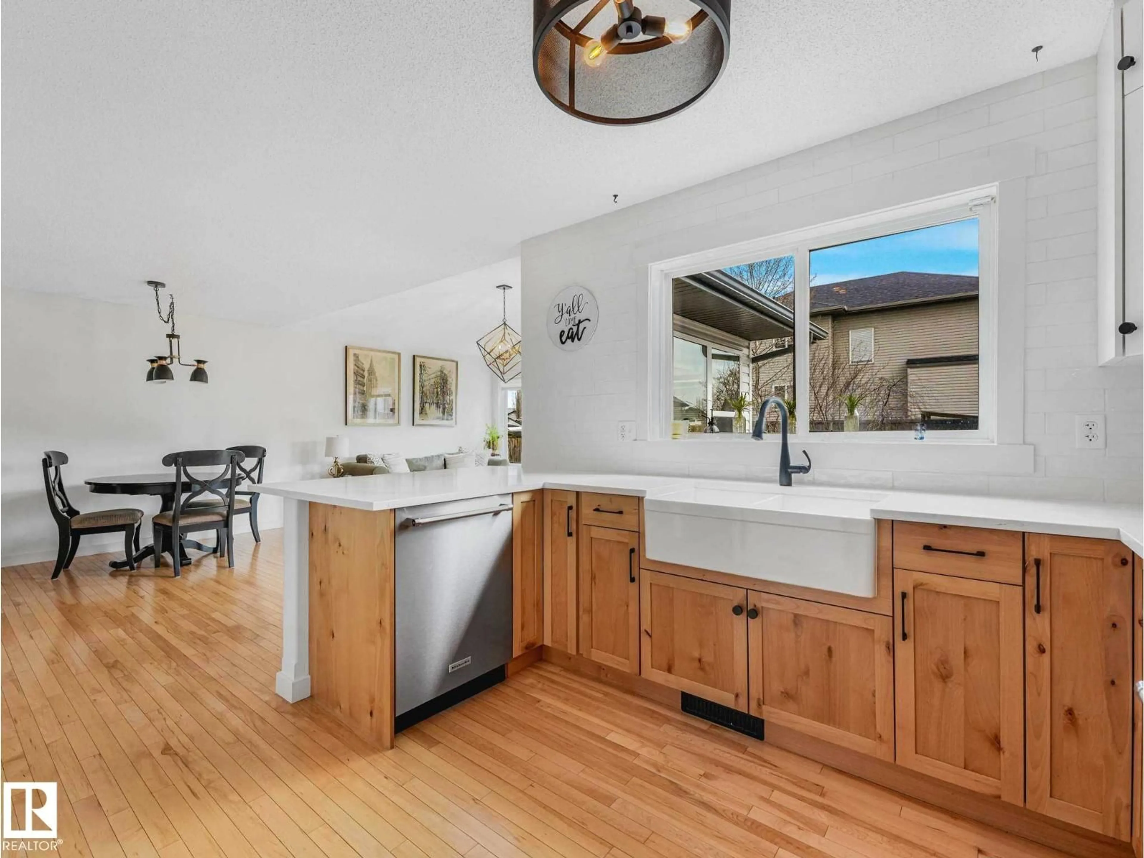 Open concept kitchen, unknown for 6129 STINSON WY, Edmonton Alberta T6R0K2