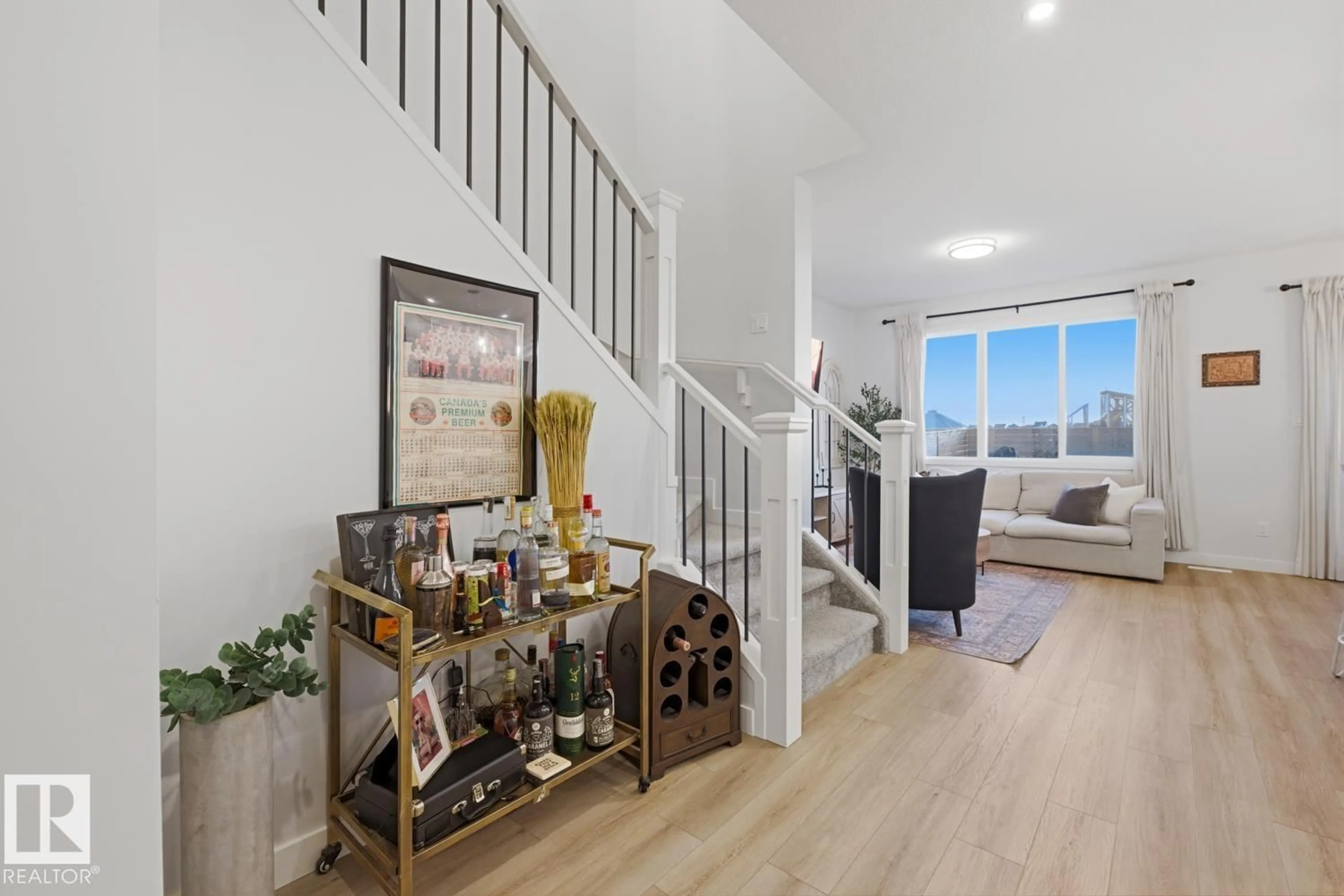 Indoor entryway for NE - 17432 6 ST, Edmonton Alberta T5Y4G1