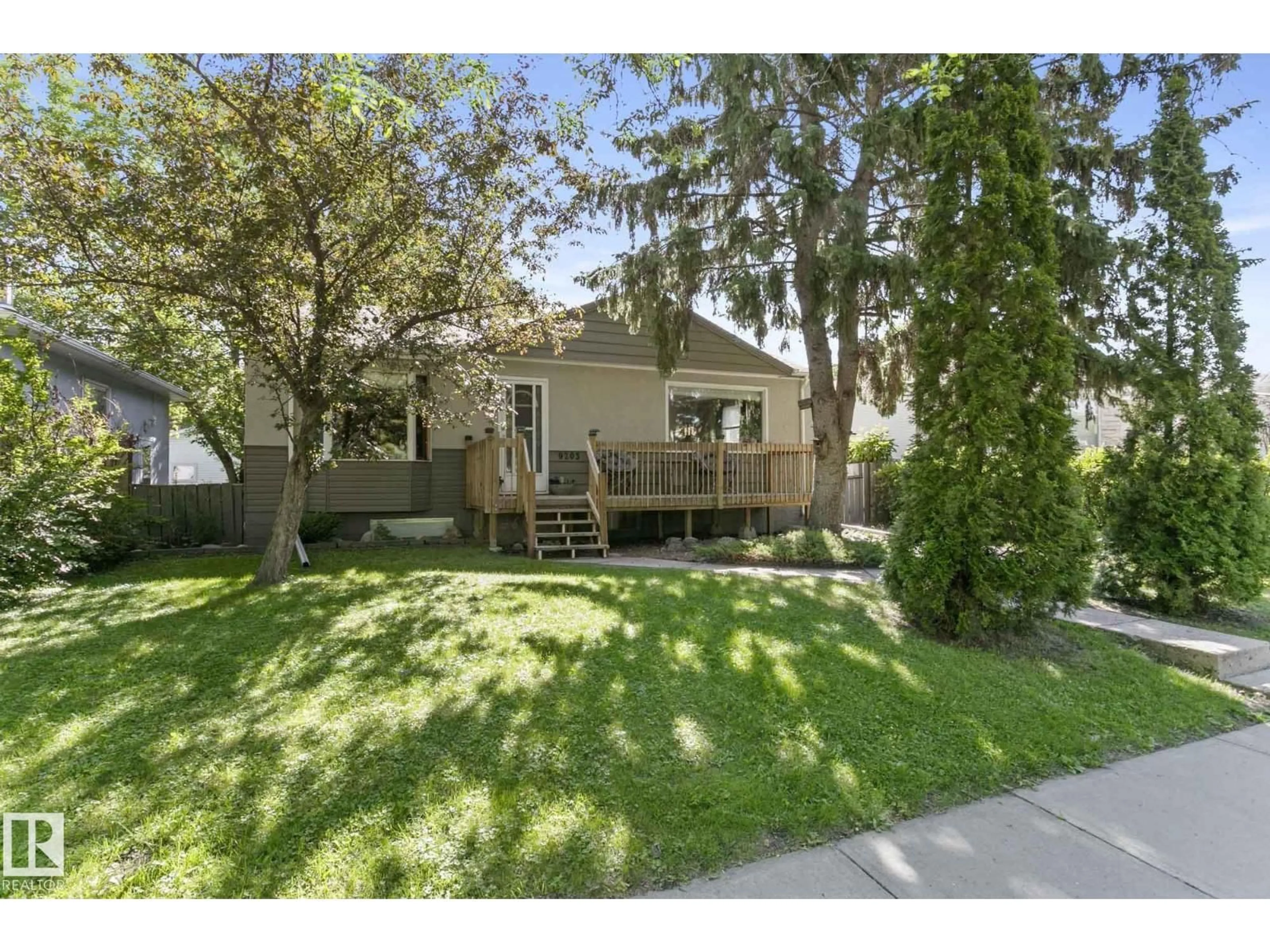 Unknown for NW - 9203 76 ST, Edmonton Alberta T6C2K4