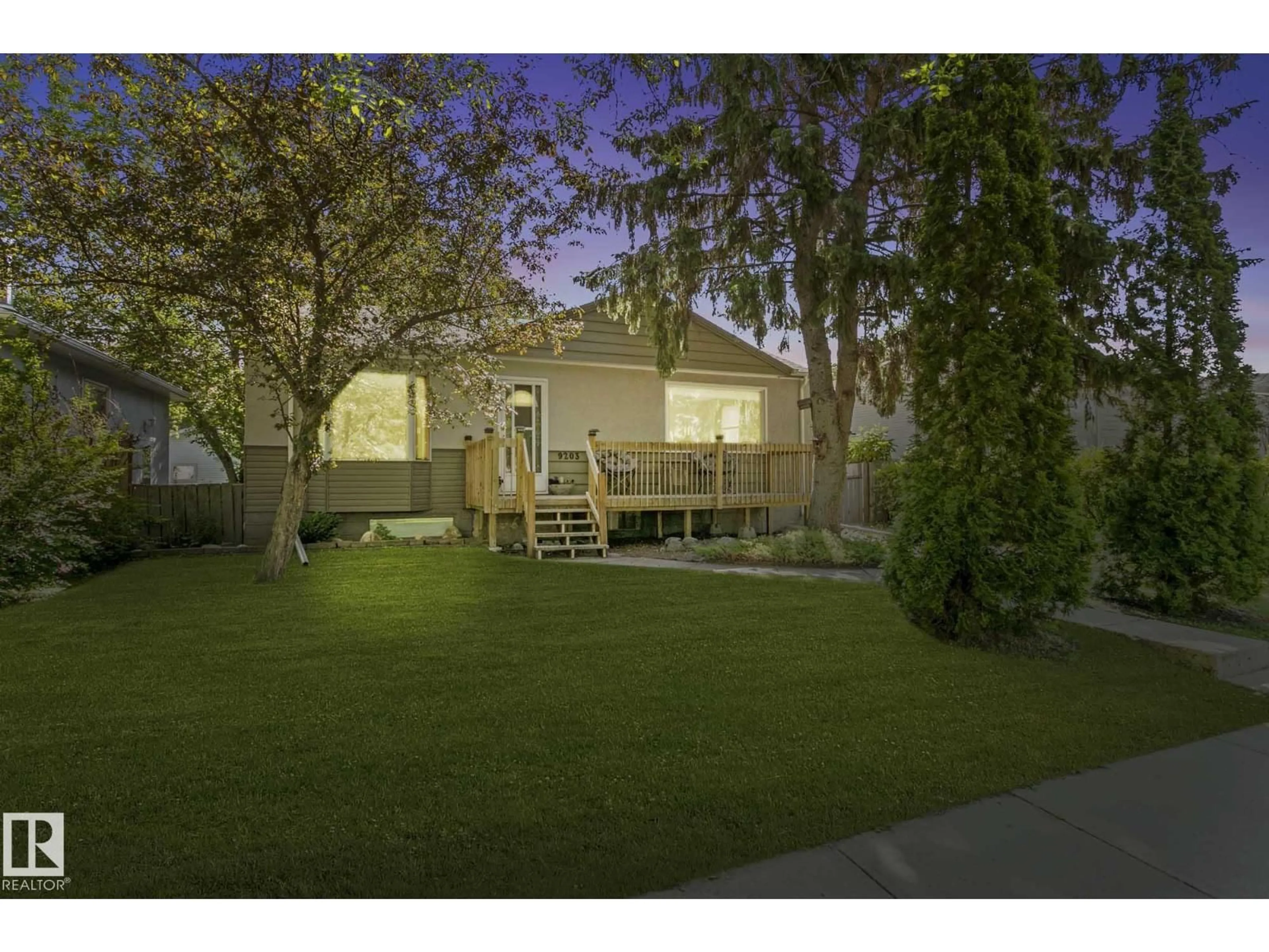 Unknown for NW - 9203 76 ST, Edmonton Alberta T6C2K4