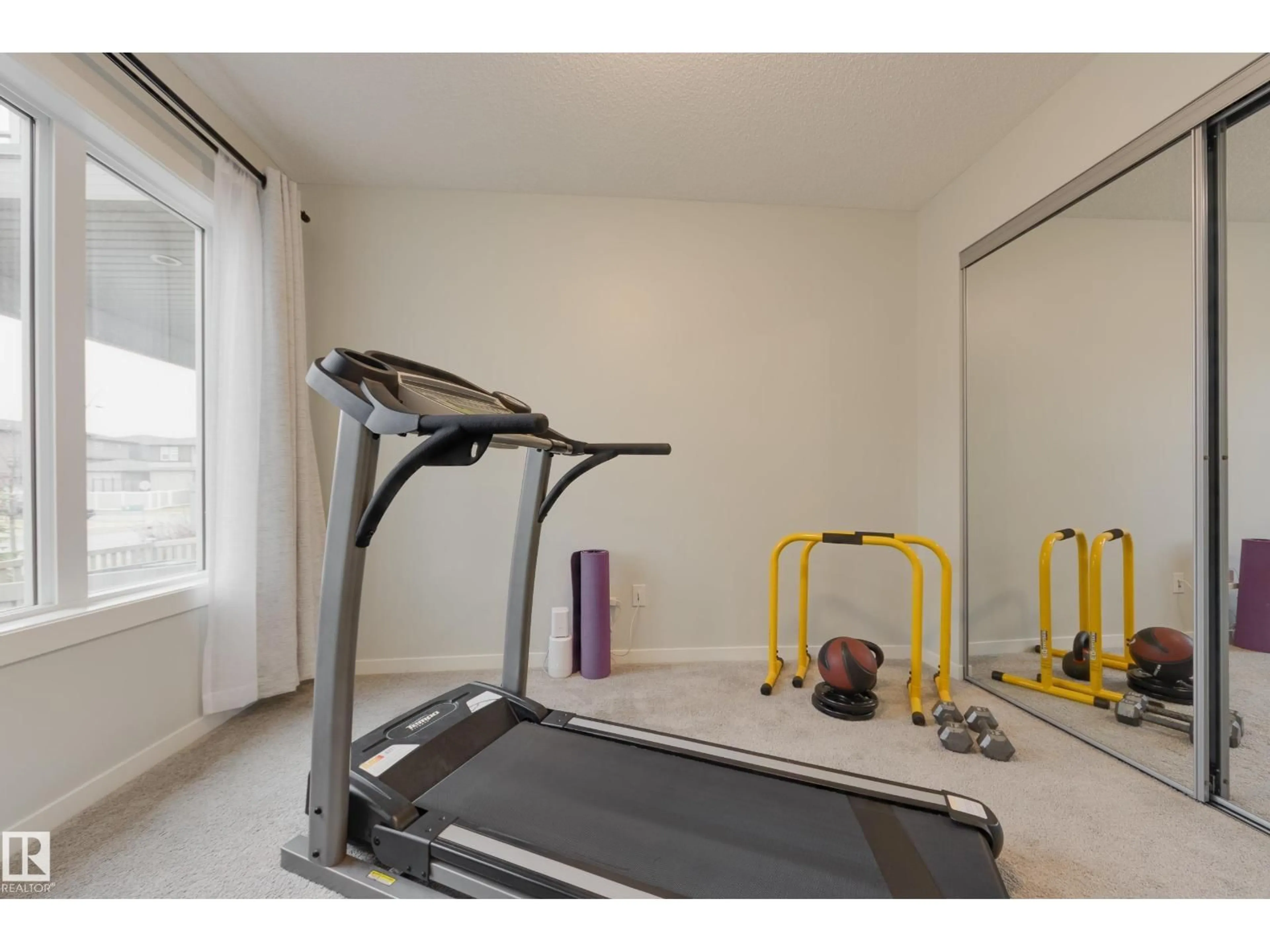 Gym or fitness room for 19620 27 AV, Edmonton Alberta T6M0X1