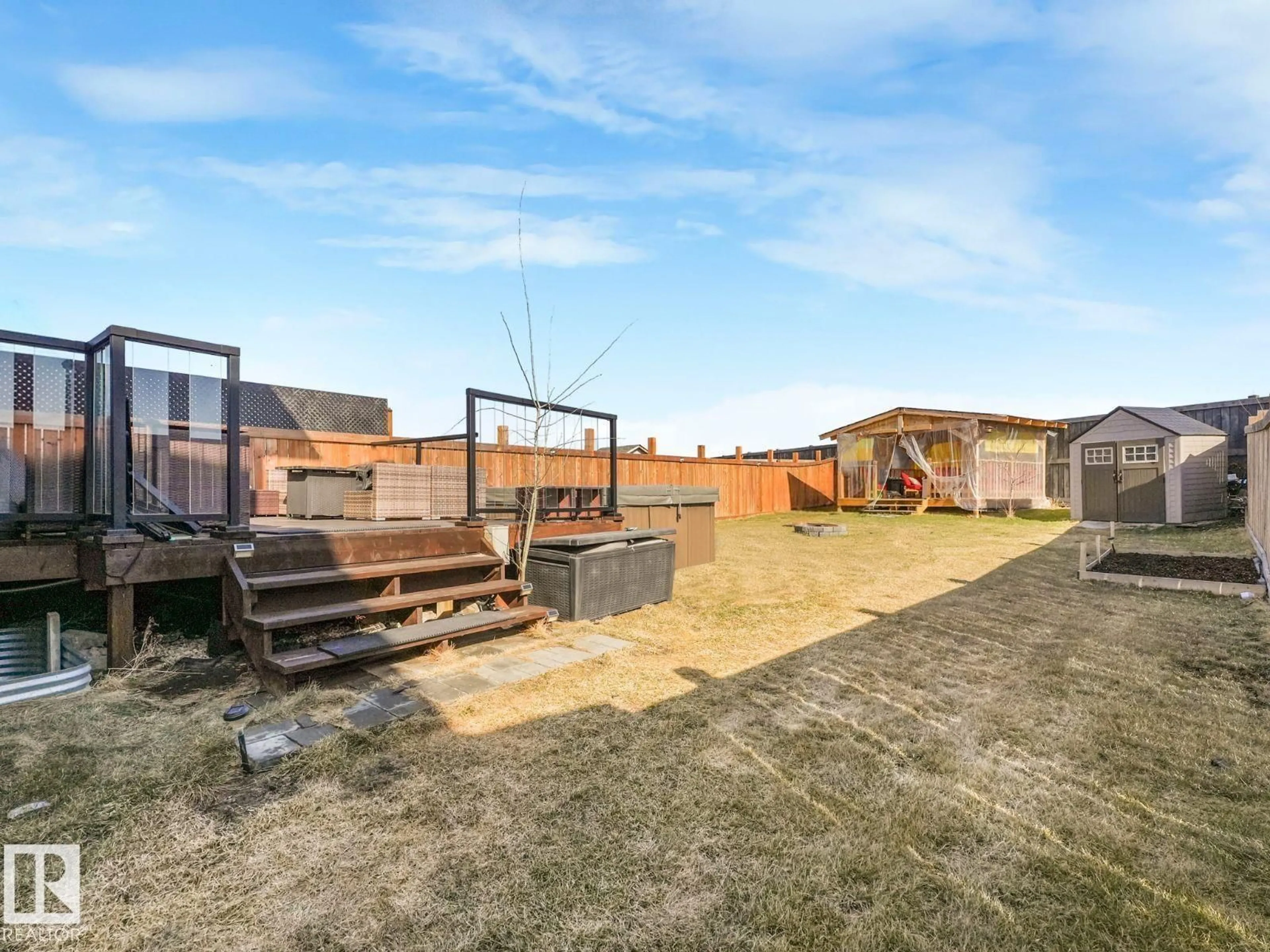 A pic from outside/outdoor area/front of a property/back of a property/a pic from drone, unknown for 17171 38 ST, Edmonton Alberta T5Y3R7