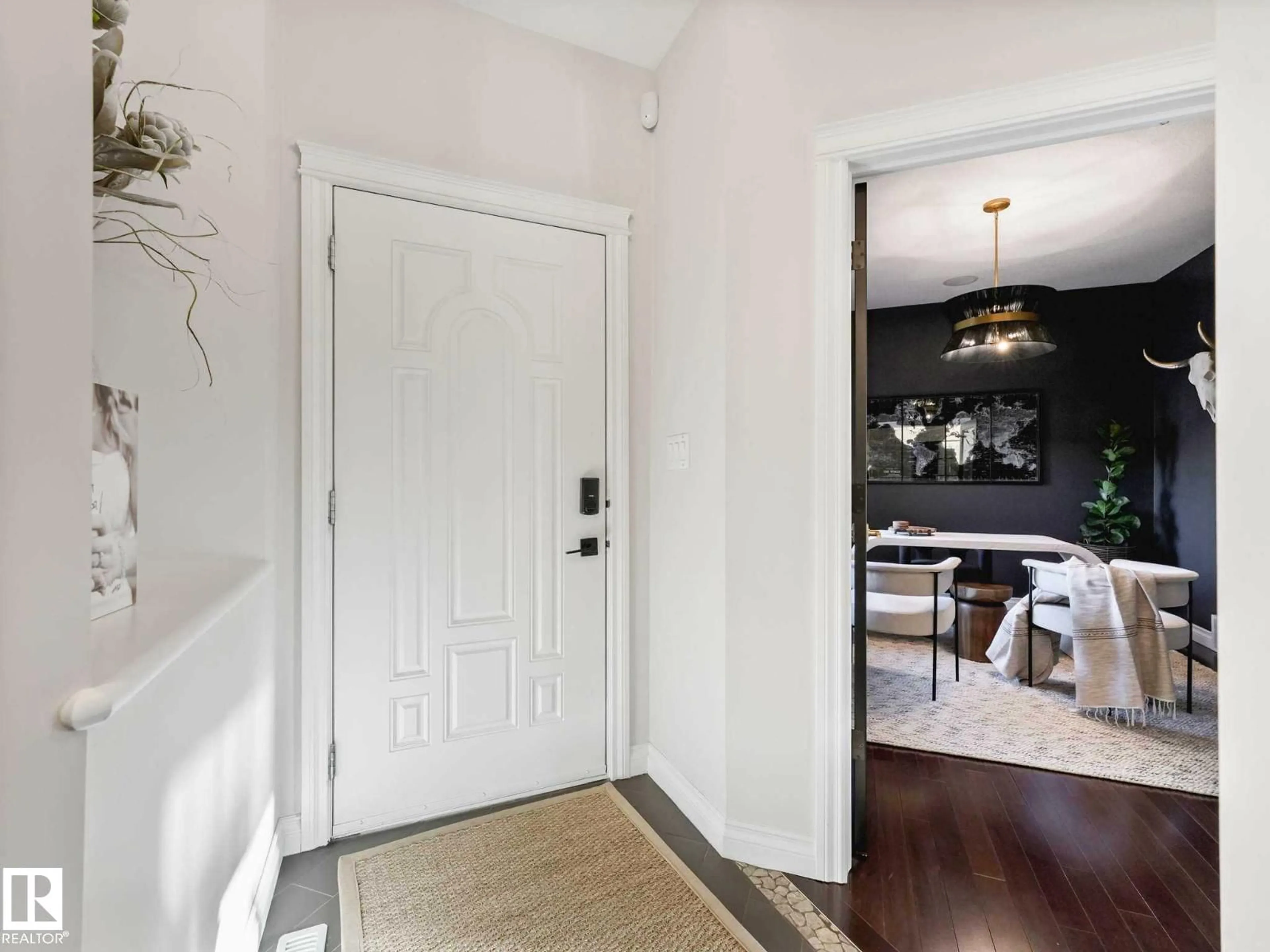 Indoor entryway for NW - 8908 208 ST, Edmonton Alberta T5T6Y3