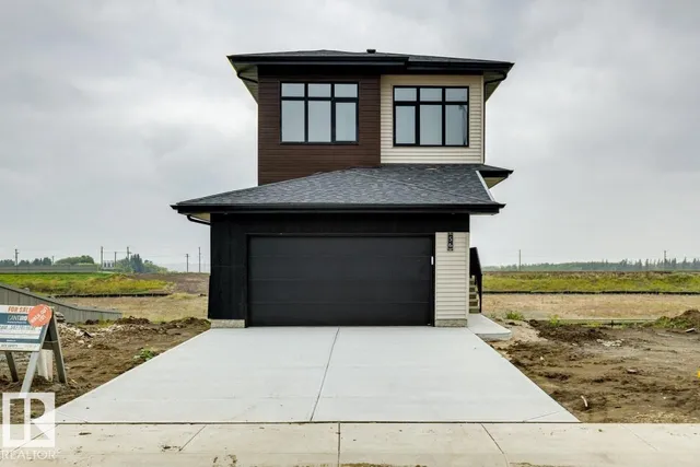 56 GAMBEL LO, Spruce Grove 2