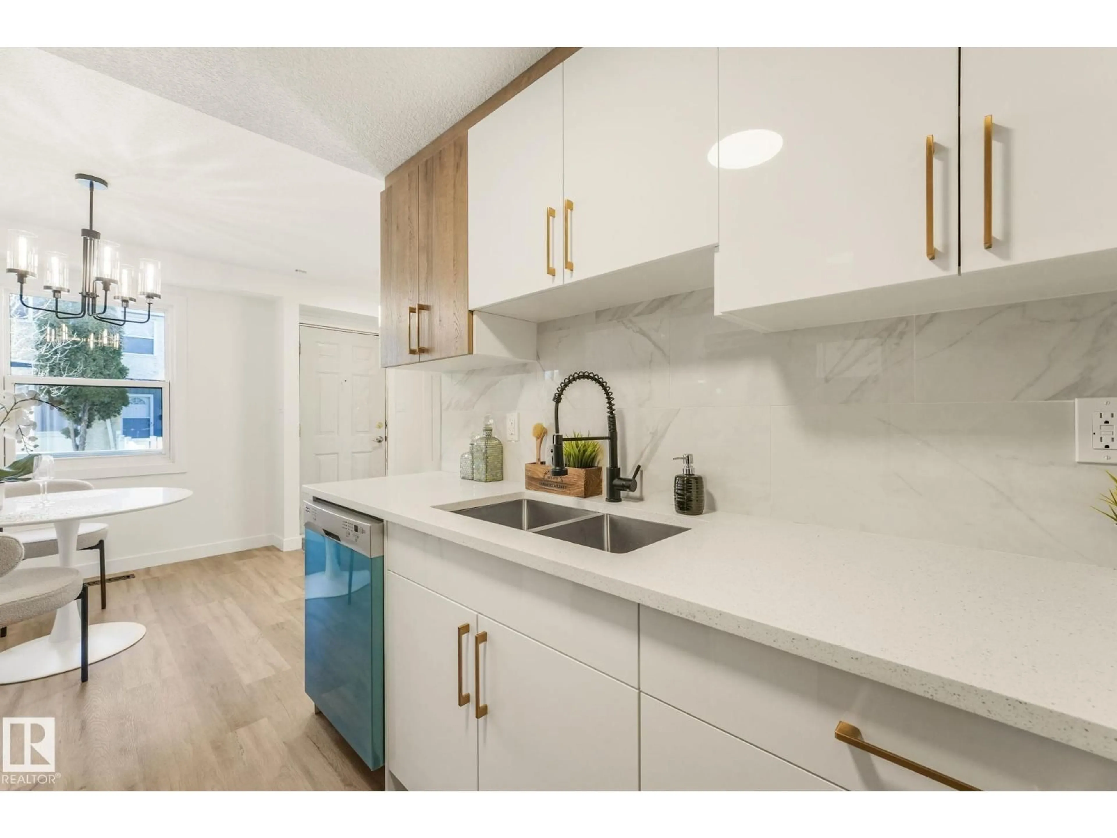 Unknown for 199B HOMESTEAD CR, Edmonton Alberta T5A2Y2