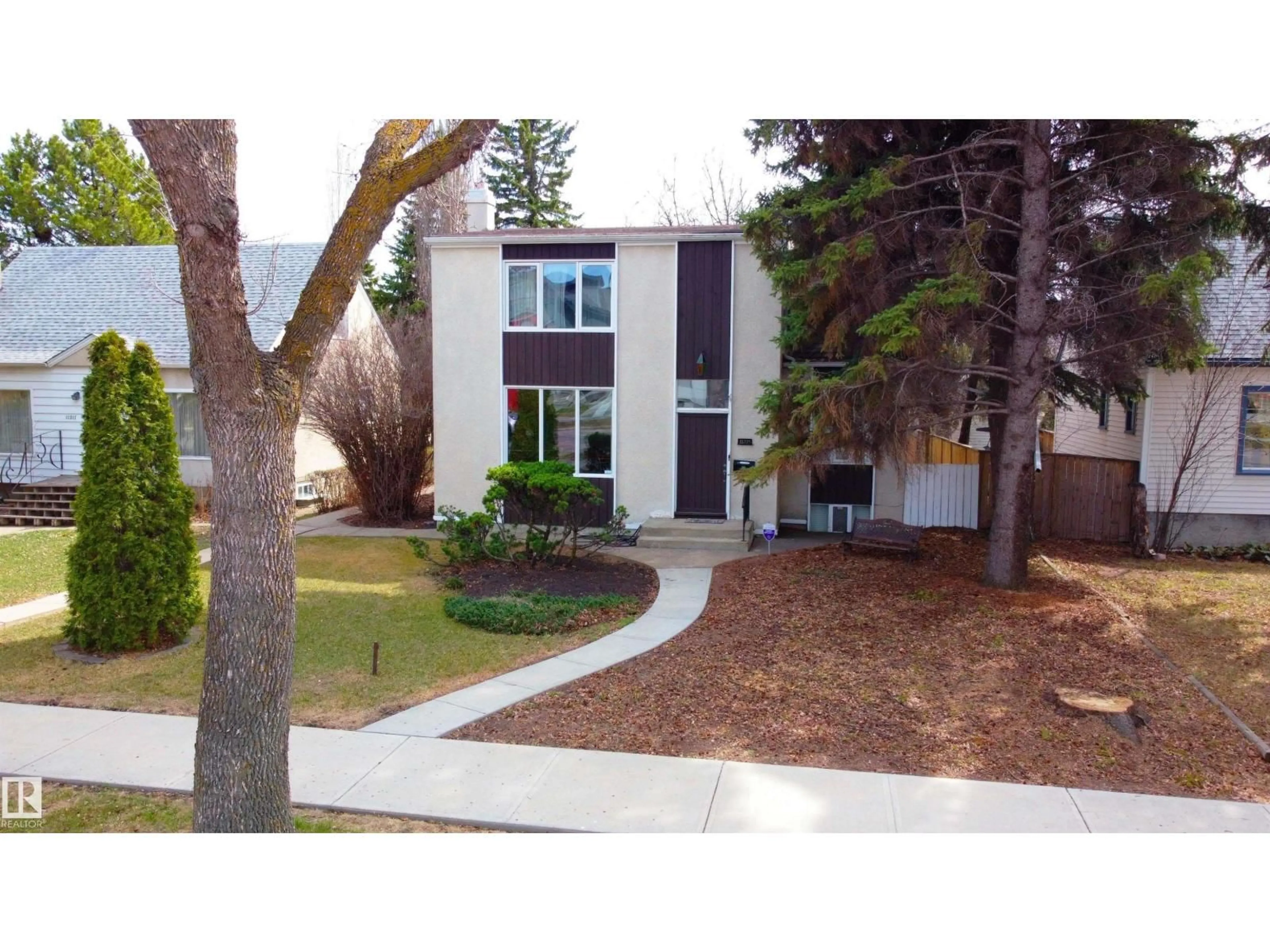 Unknown for 11315 75 AV, Edmonton Alberta T6G0H6