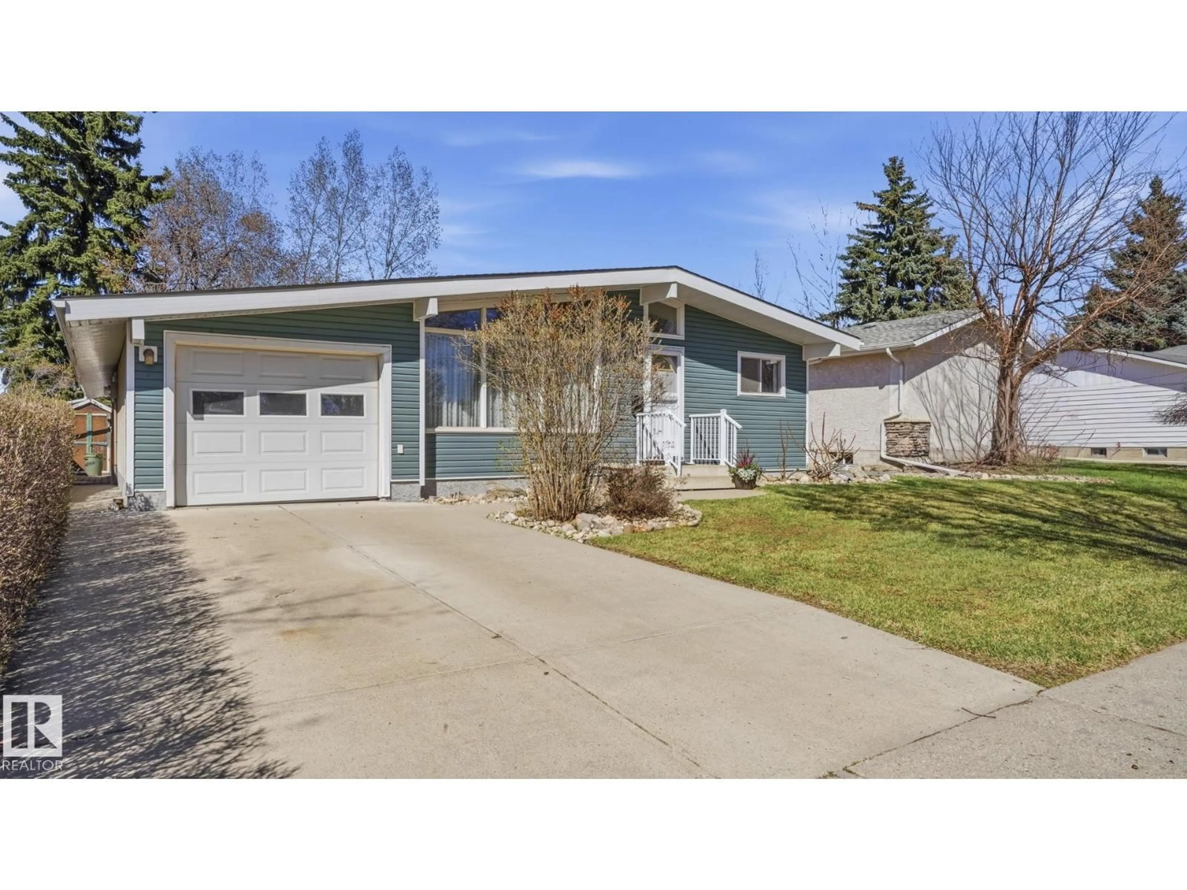 Home with vinyl exterior material, street for 16024 78A AV, Edmonton Alberta T5R3G3