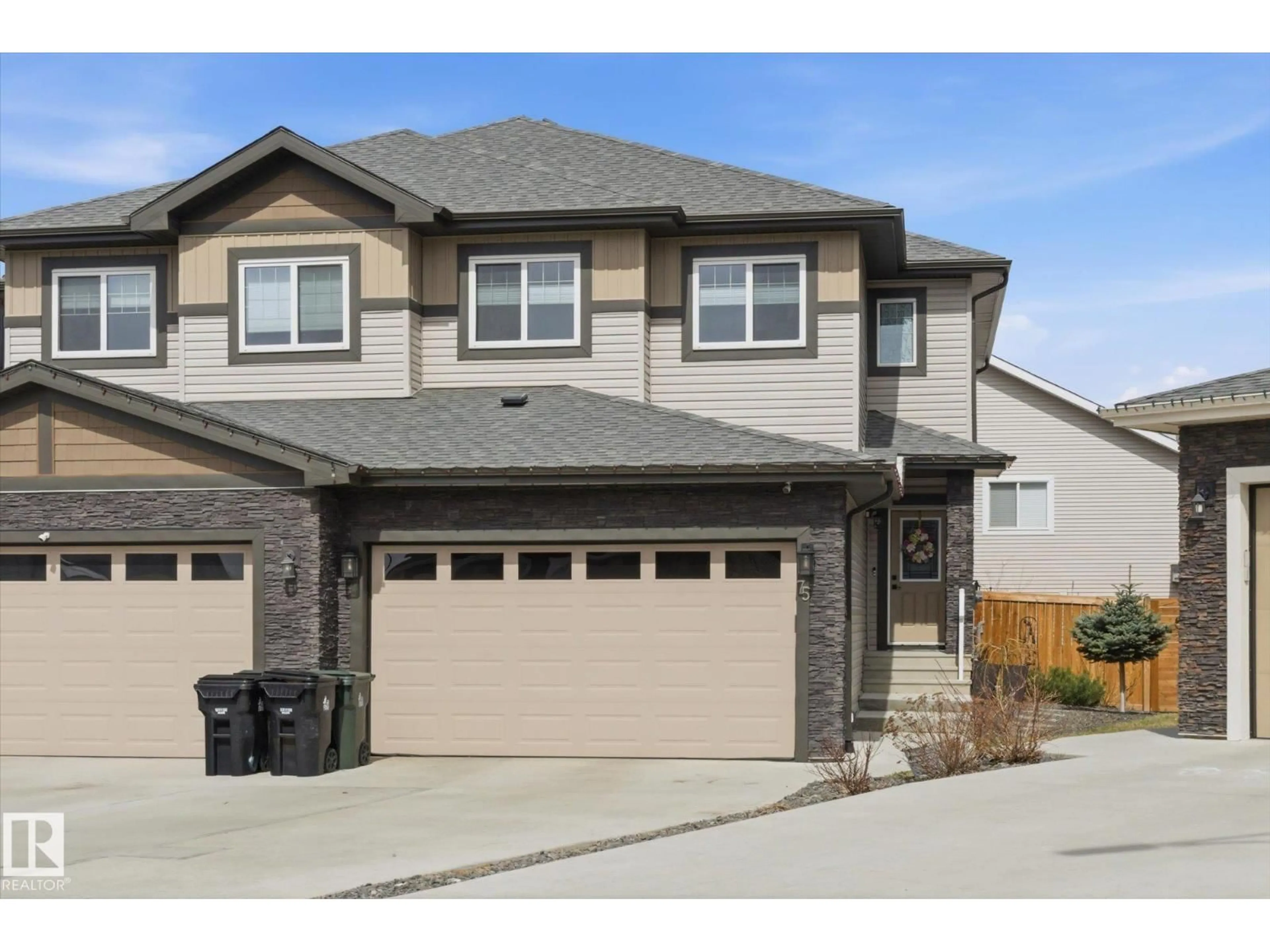 Home with vinyl exterior material, street for 75 MEADOWPARK GA, Spruce Grove Alberta T7X0T9