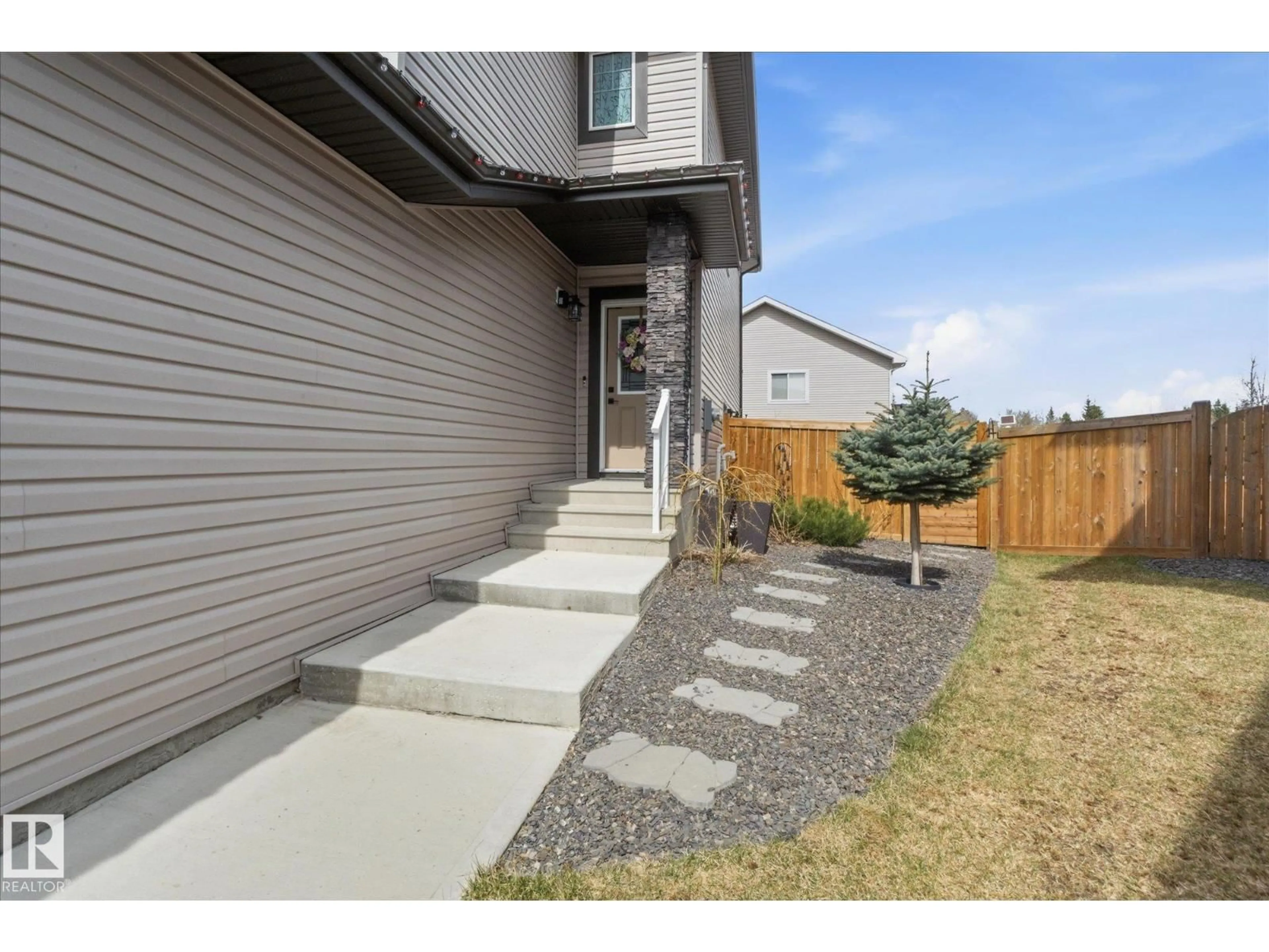 Unknown for 75 MEADOWPARK GA, Spruce Grove Alberta T7X0T9