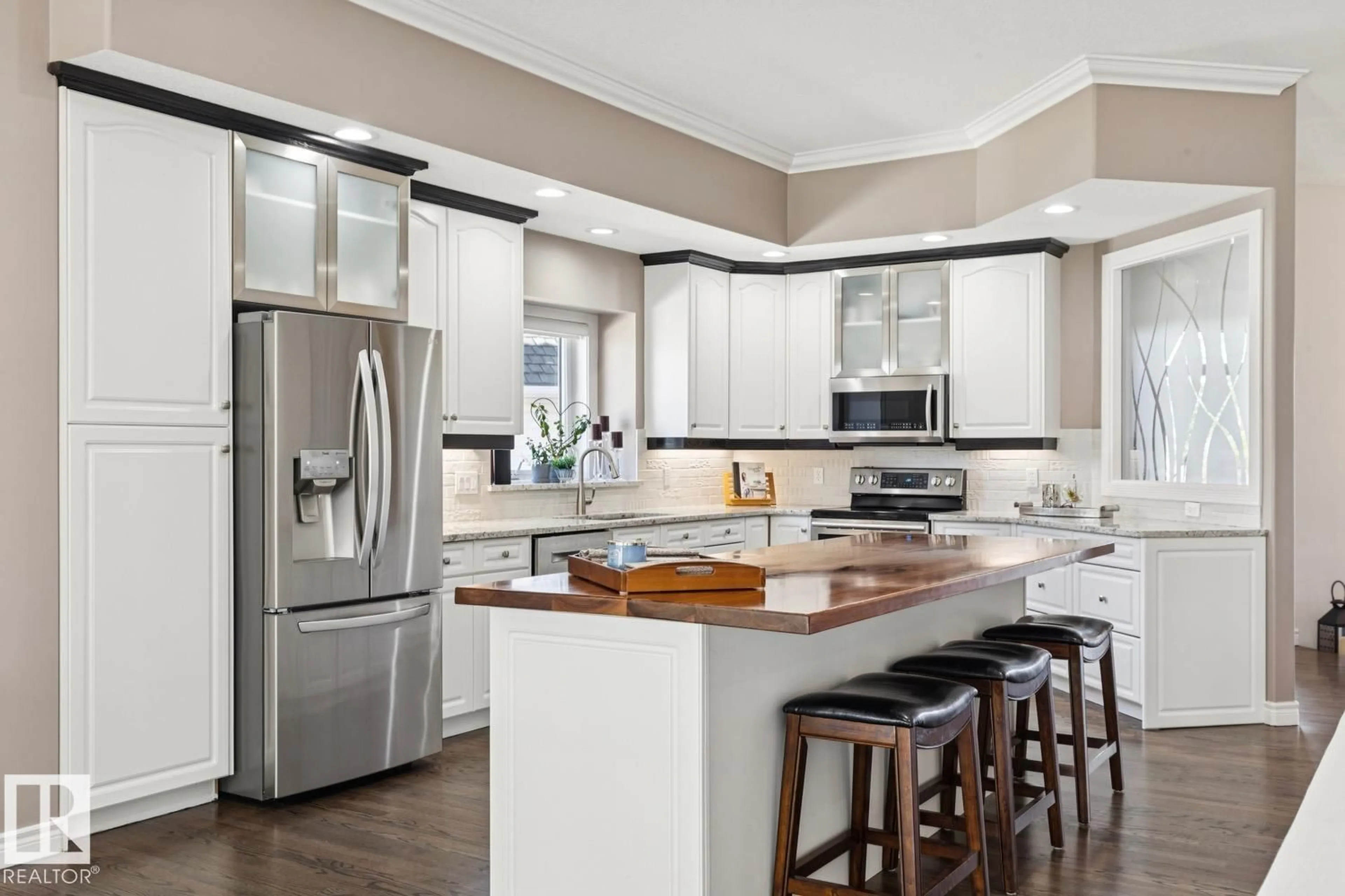 Open concept kitchen, unknown for 66 REGAL WY, Sherwood Park Alberta T8A5V4