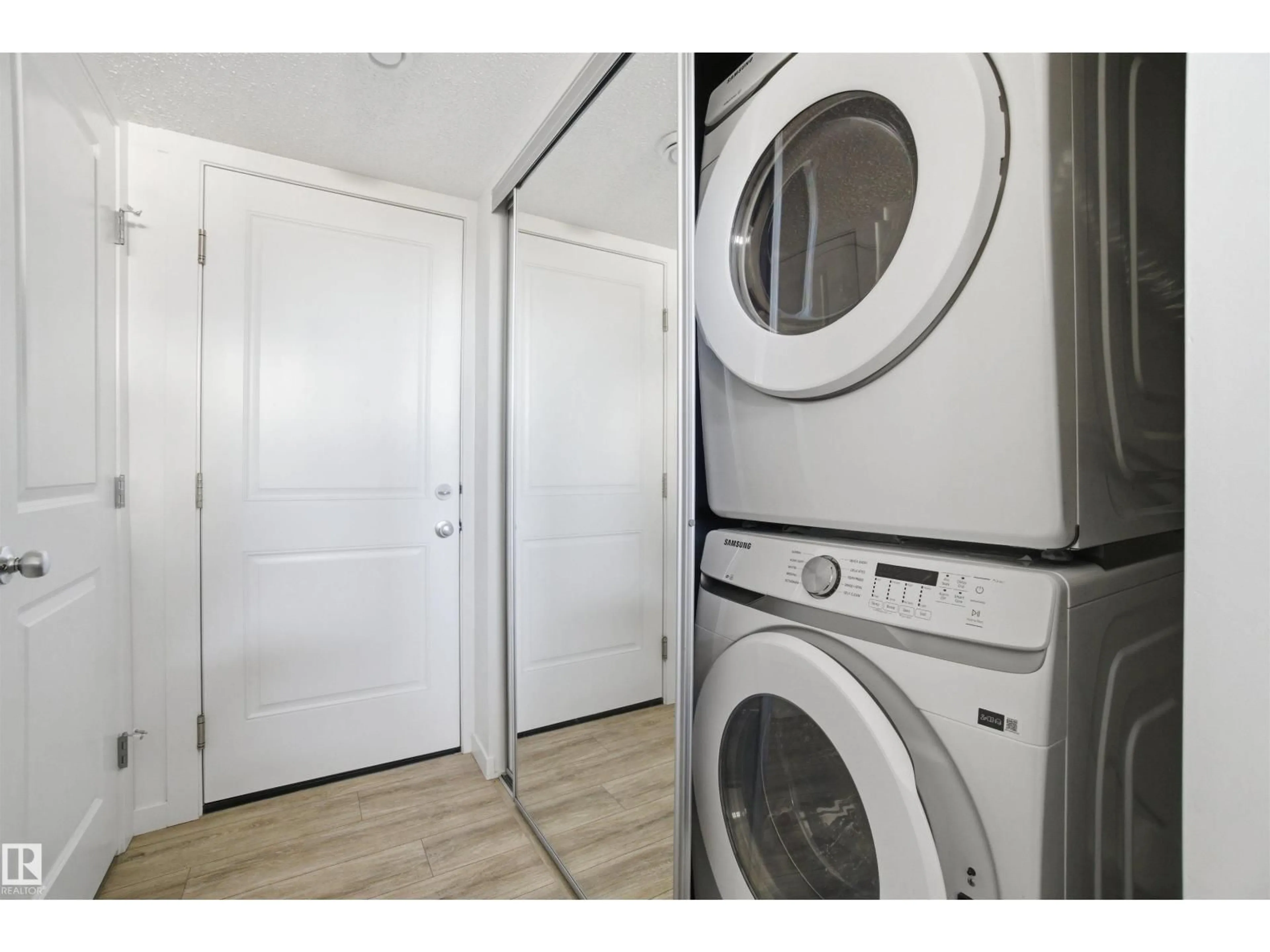 Laundry room for 64 17832 78 ST NW, Edmonton Alberta T5Z0P7