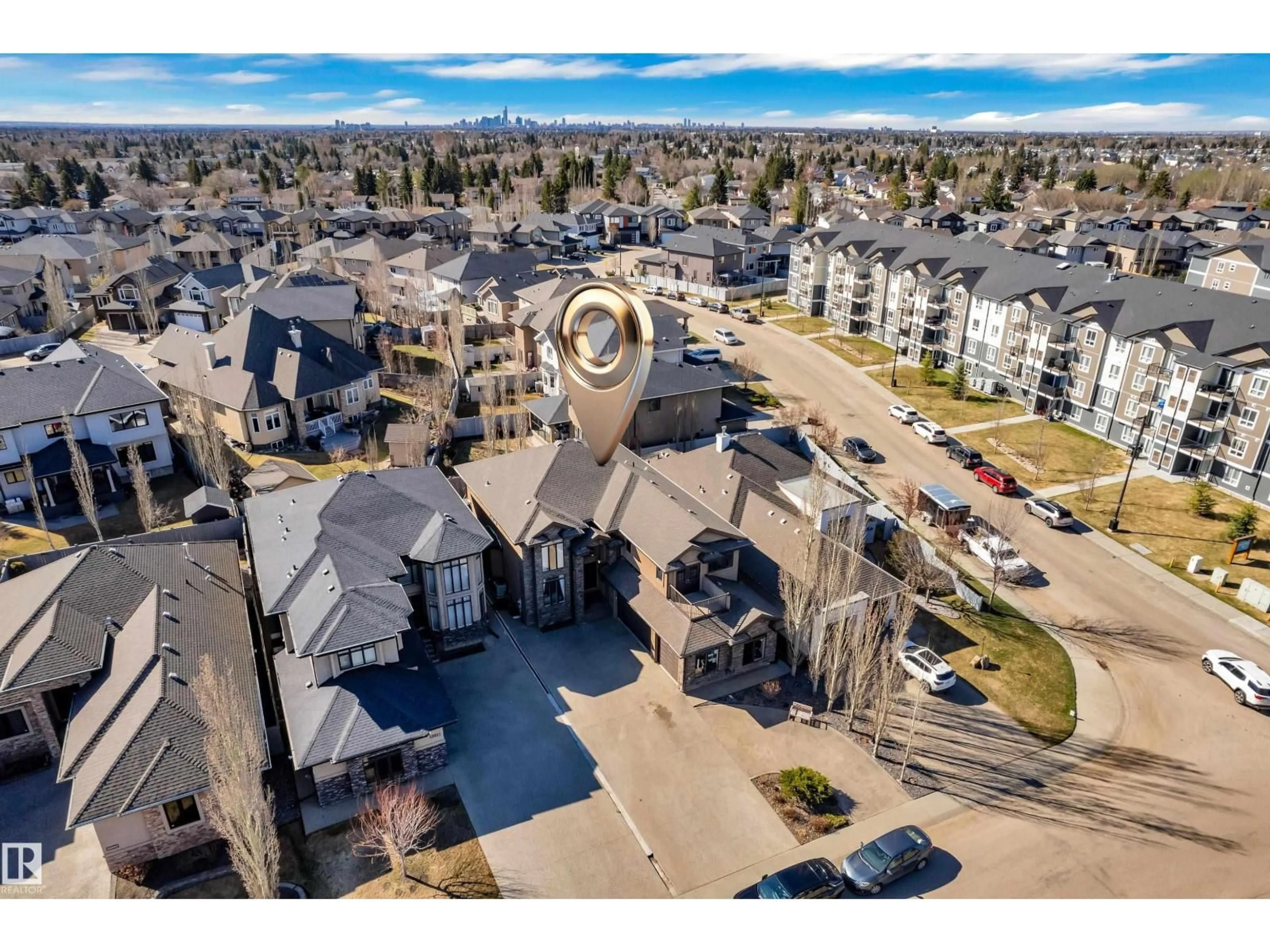 A pic from outside/outdoor area/front of a property/back of a property/a pic from drone, unknown for 10915 175 AV, Edmonton Alberta T5X0B7