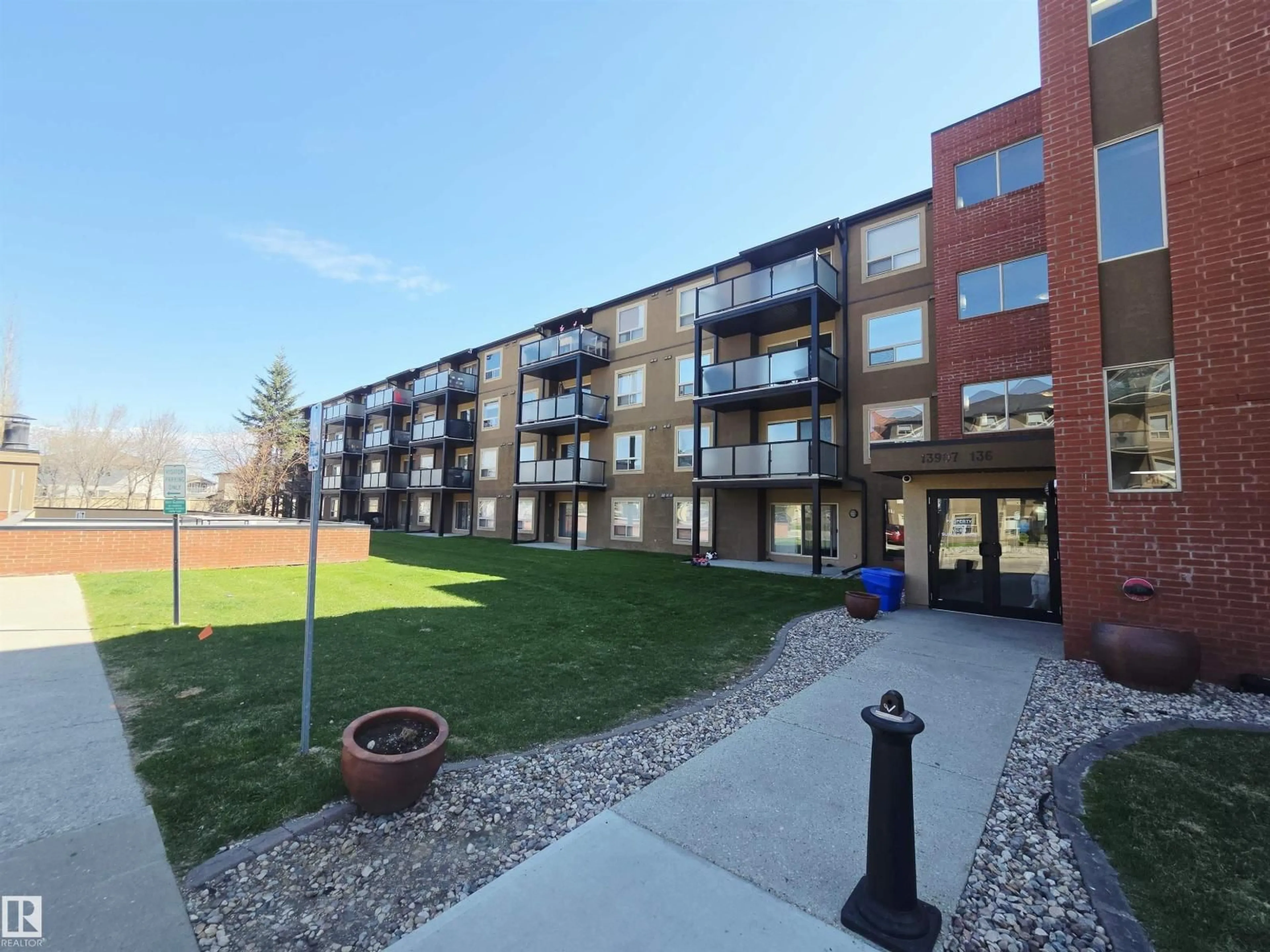 Unknown for 423 13907 136 ST NW, Edmonton Alberta T6V1Y5