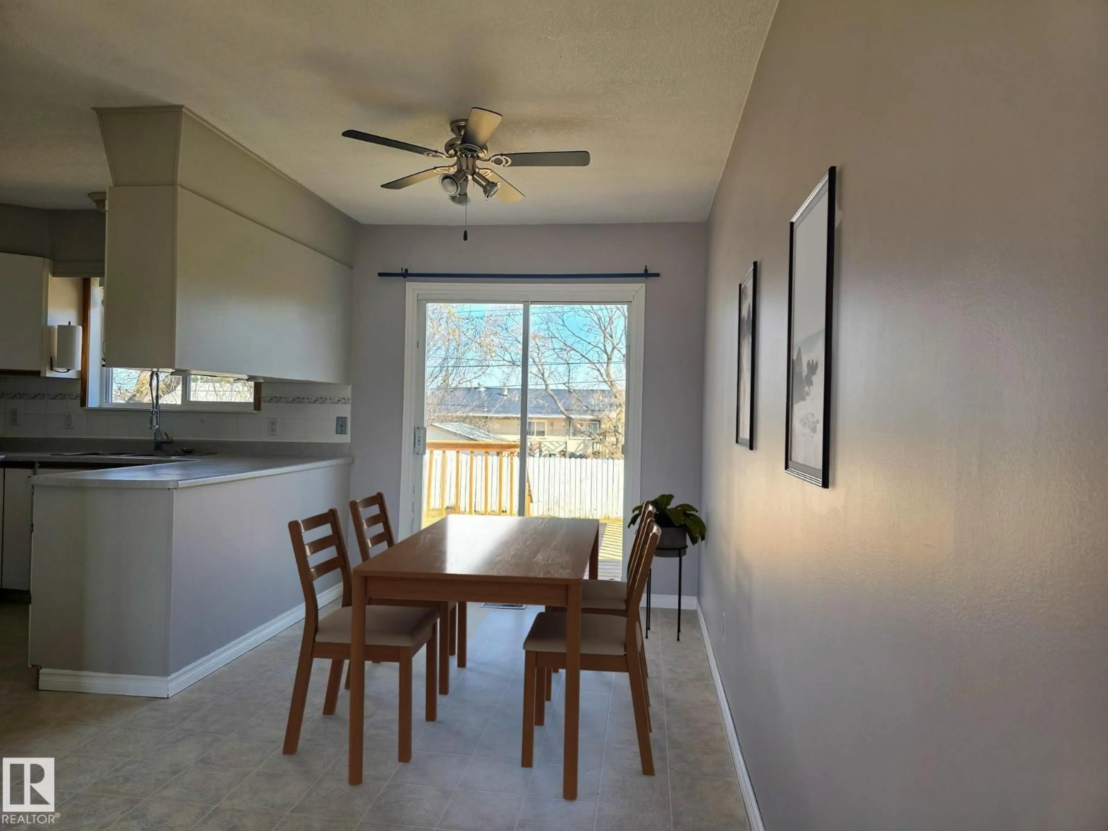 A pic of a room for 4632 46 AV, Evansburg Alberta T0E0T0