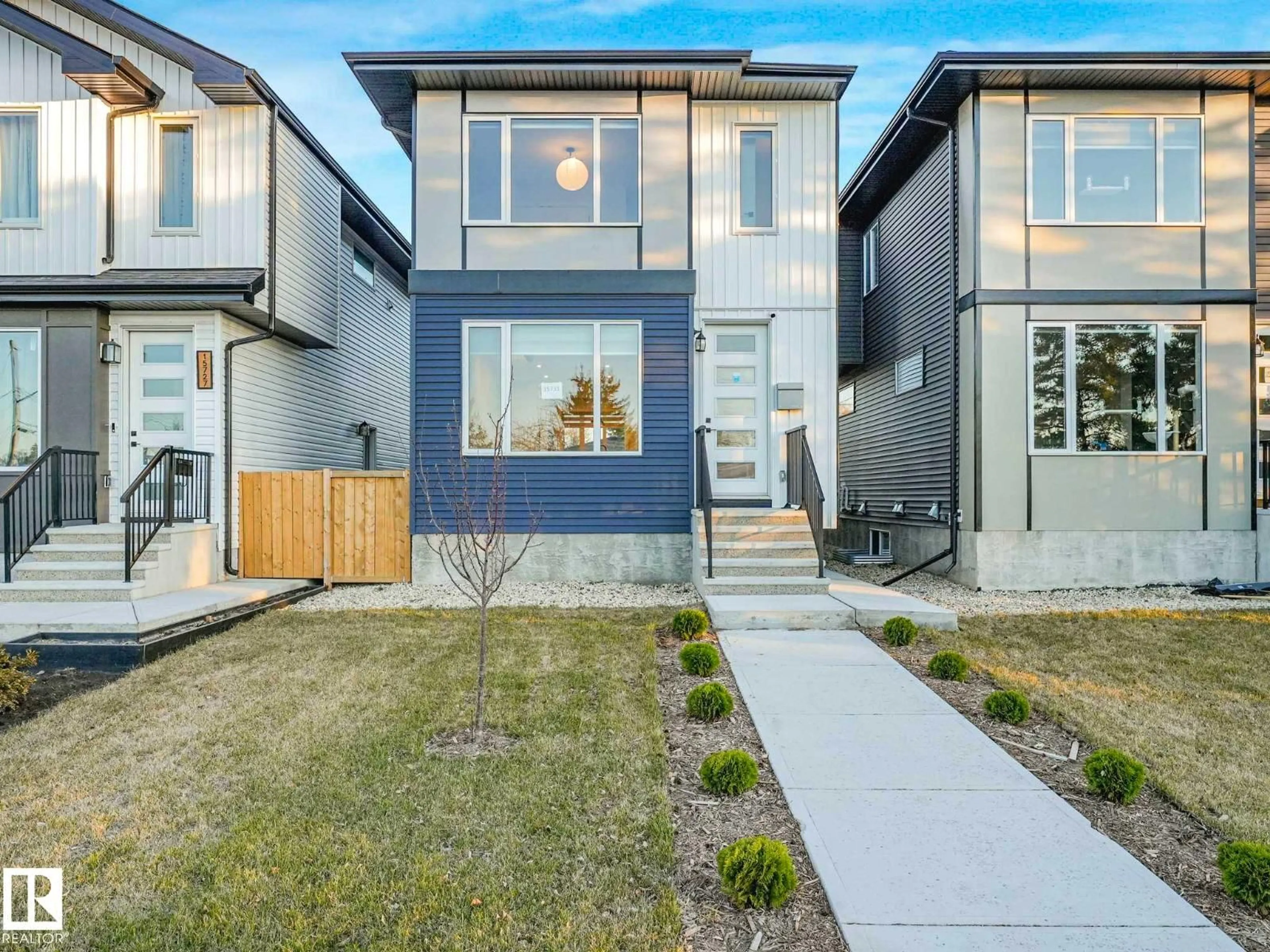 Home with vinyl exterior material, street for 15731 109 AVENUE, Edmonton Alberta T5P1B5