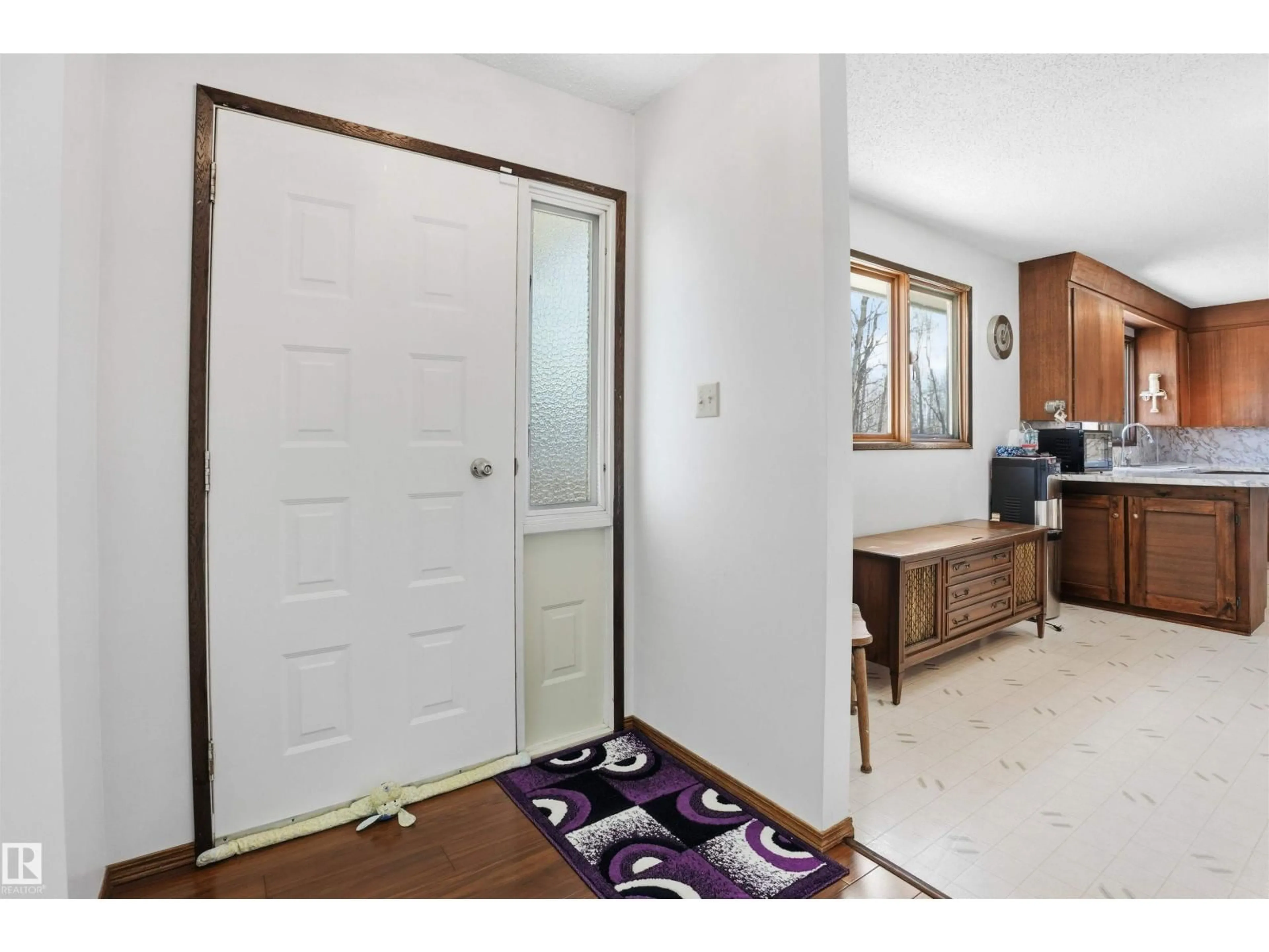 Indoor entryway for 640052 RGE ROAD 233, Rural Athabasca County Alberta T0G1T0