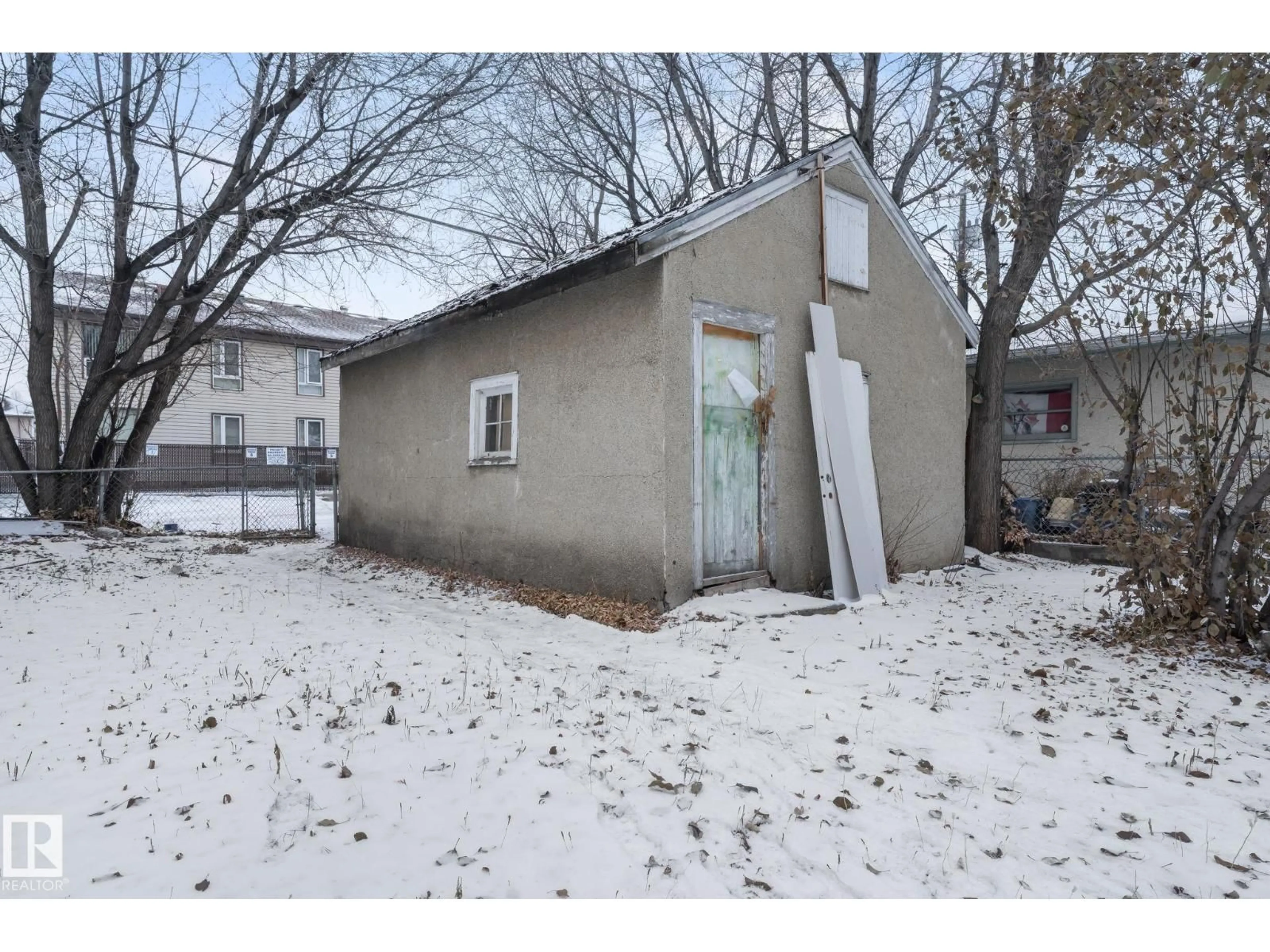 Shed for 11414 85 ST, Edmonton Alberta T5B3C9