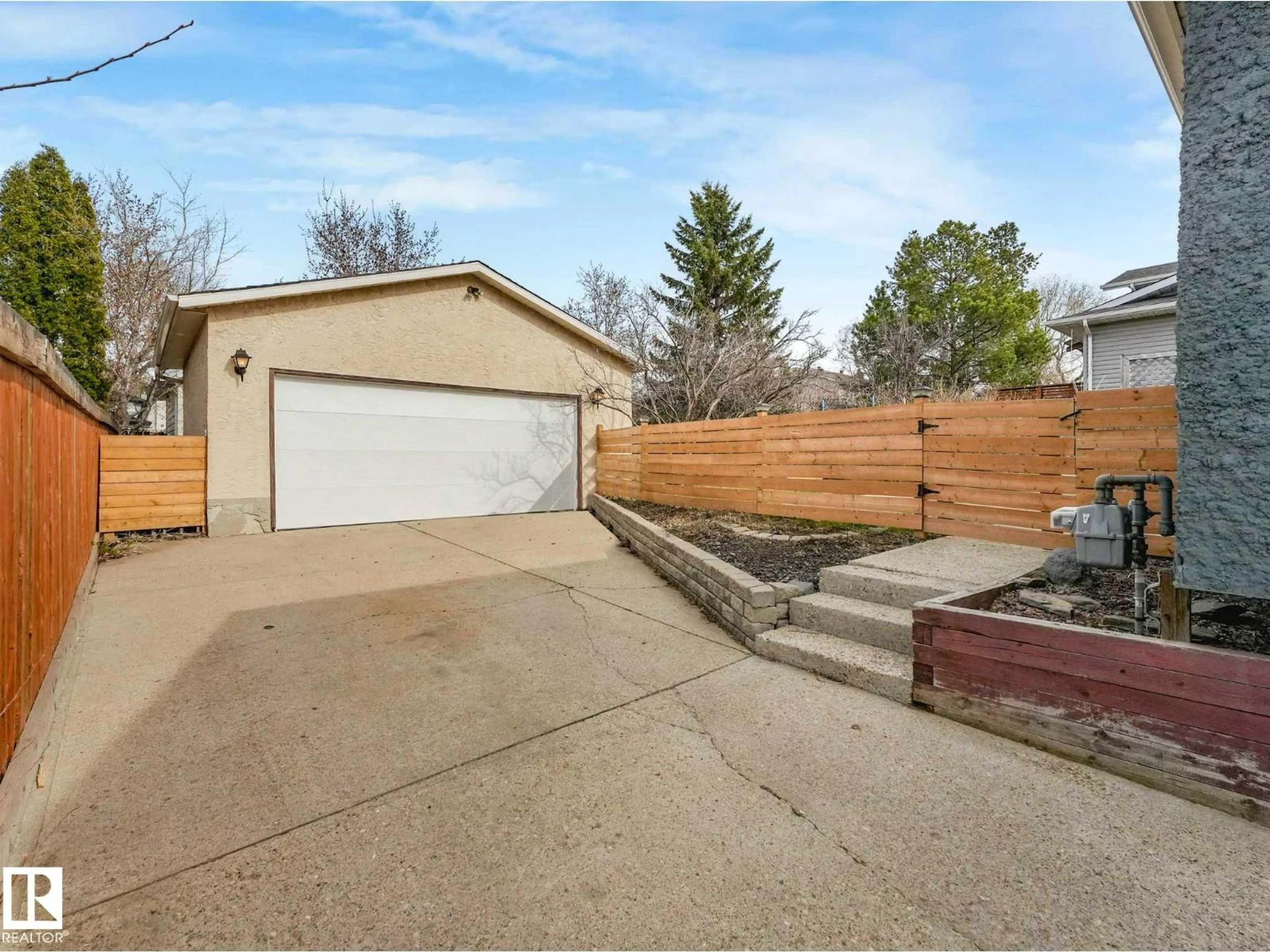 Unknown for 37 WOODSTOCK DR, Sherwood Park Alberta T8A4C4