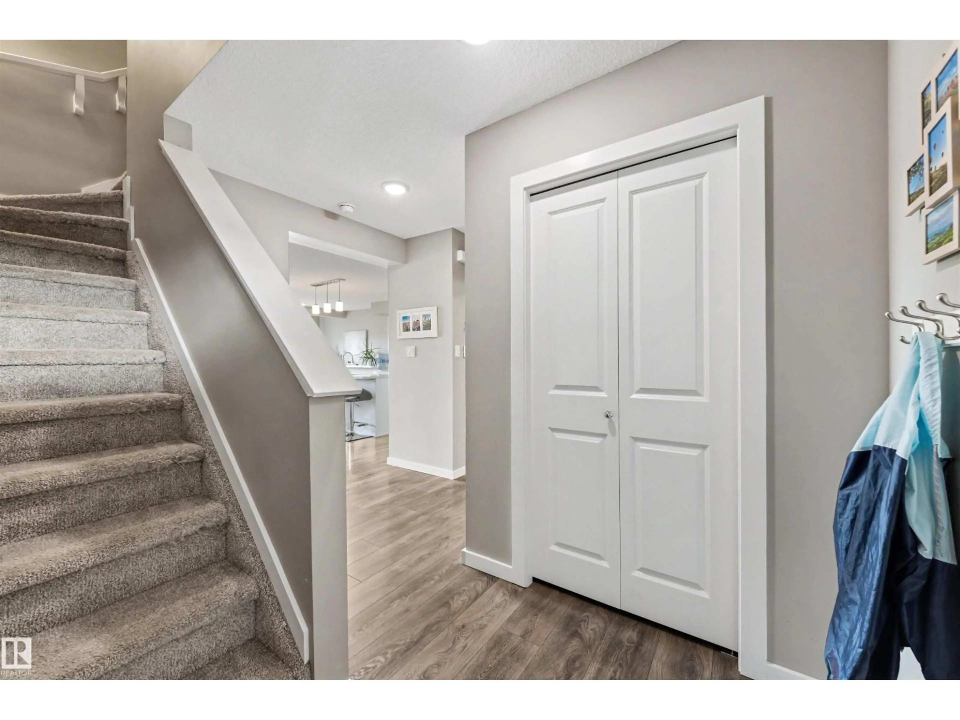 Indoor entryway for 6517 57 AV, Beaumont Alberta T4X2A4