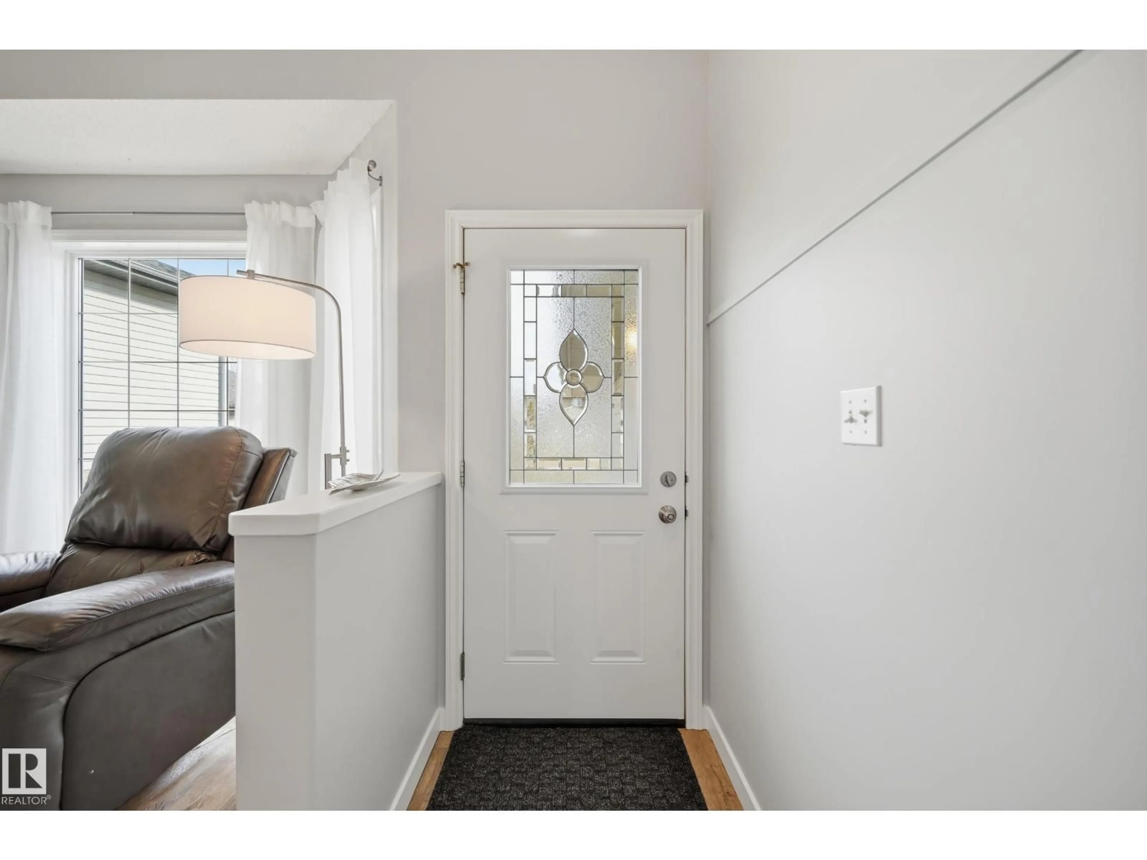 Indoor entryway for 147 WESTMEWS DR, Fort Saskatchewan Alberta T8L4H9