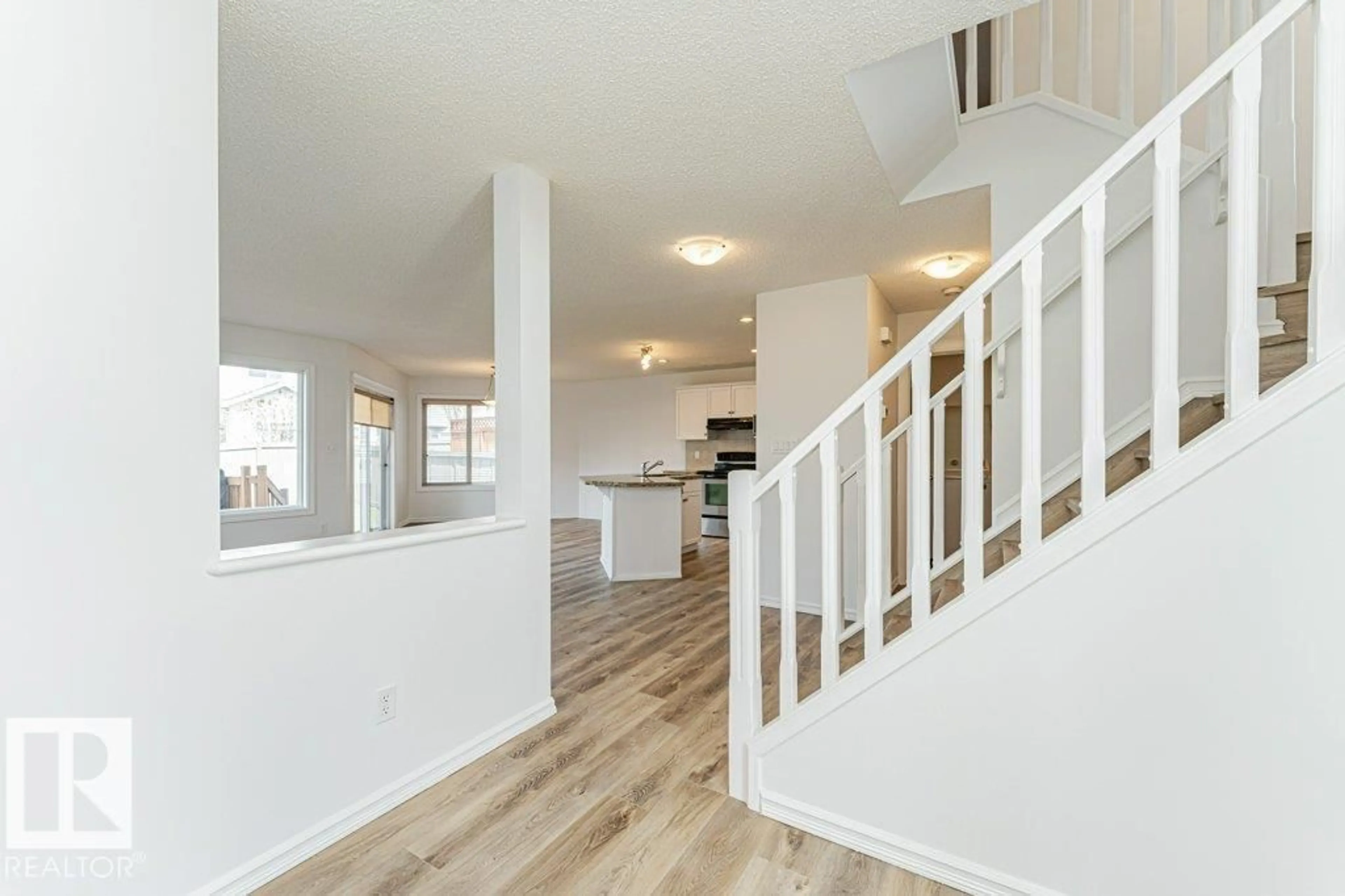Unknown for 6354 SANDIN WY, Edmonton Alberta T6R0K1