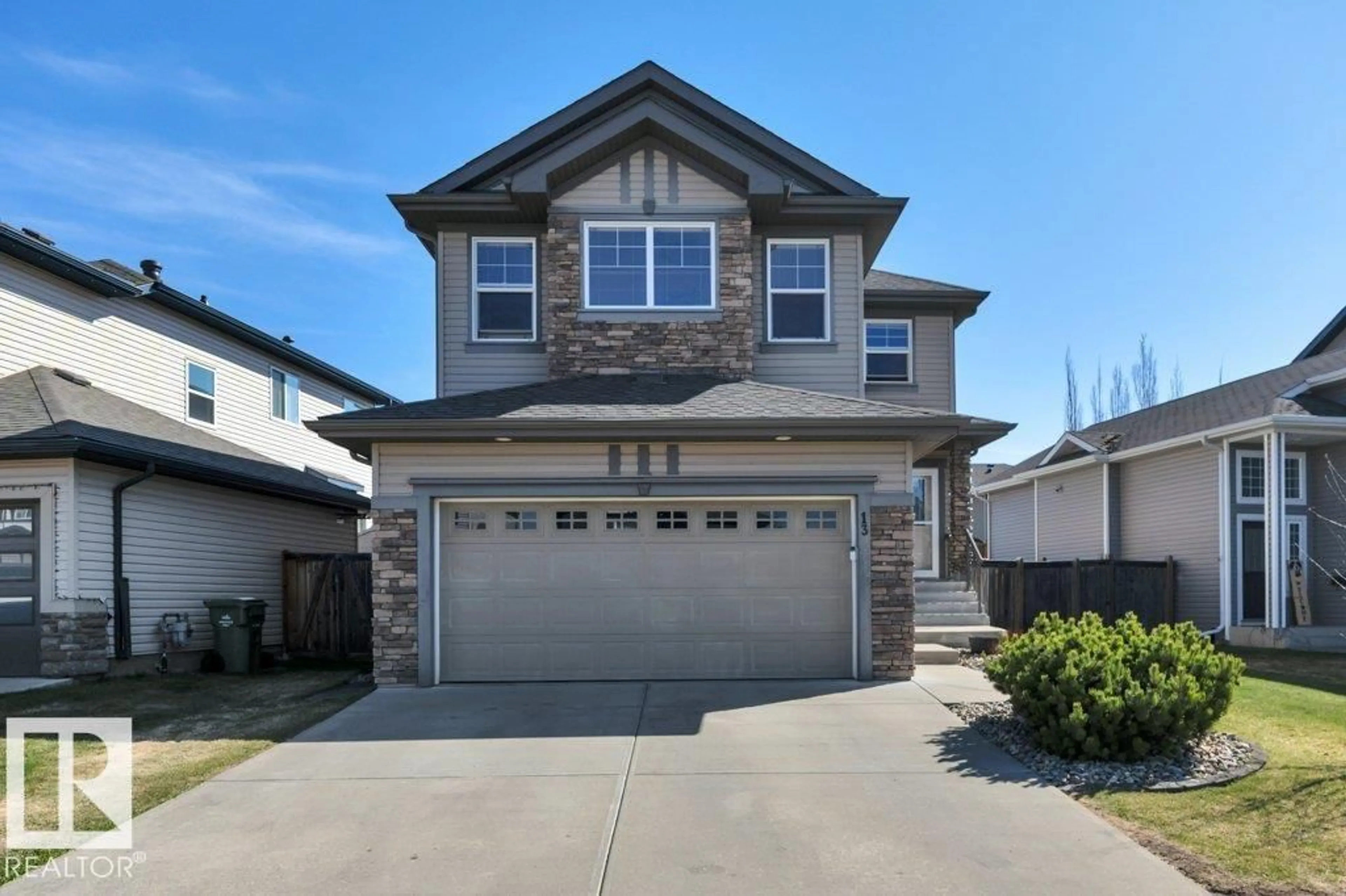 Home with vinyl exterior material, street for 13 SELKIRK PL, Leduc Alberta T9E0L4