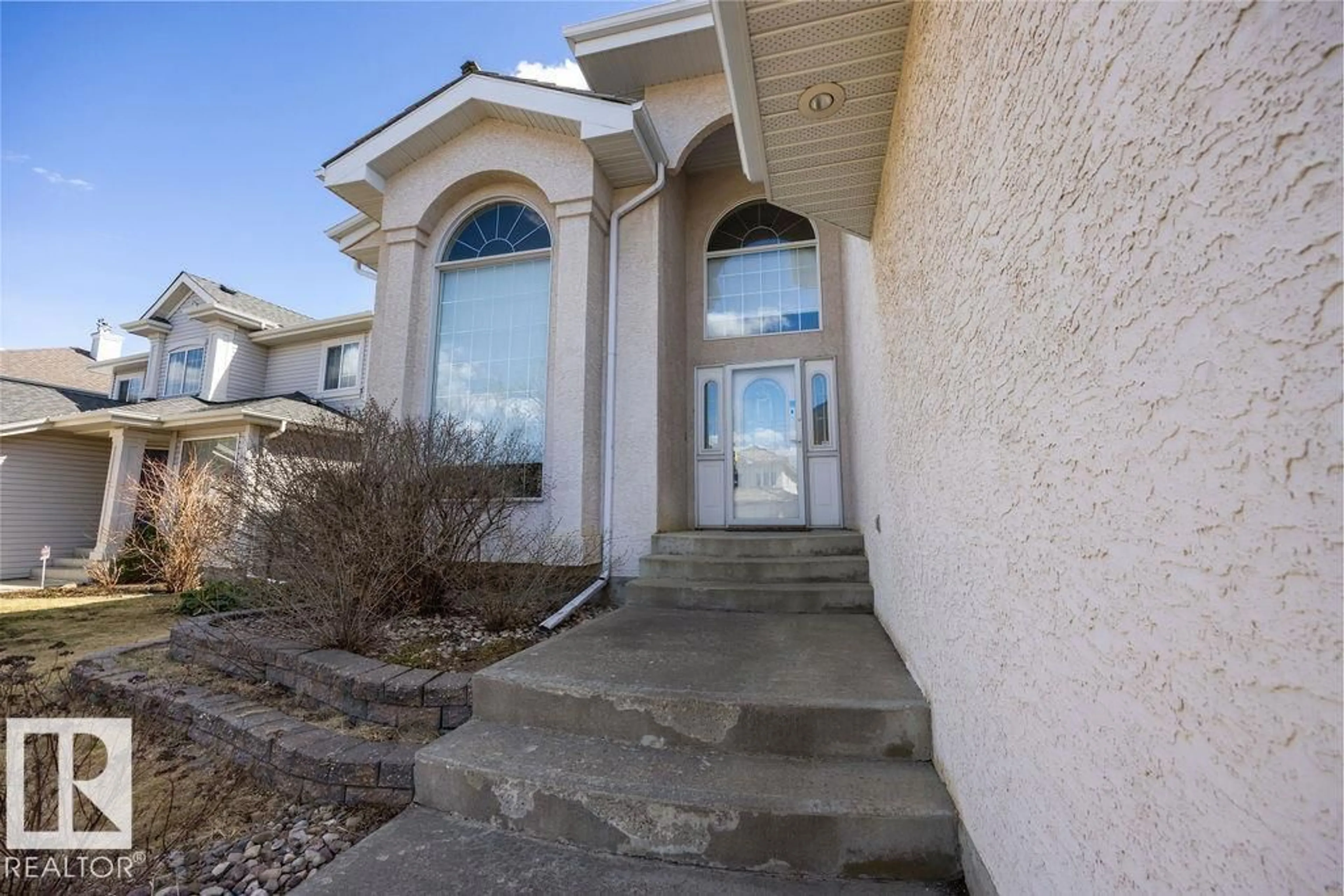 Unknown for 11551 14 AV, Edmonton Alberta T6J7B3