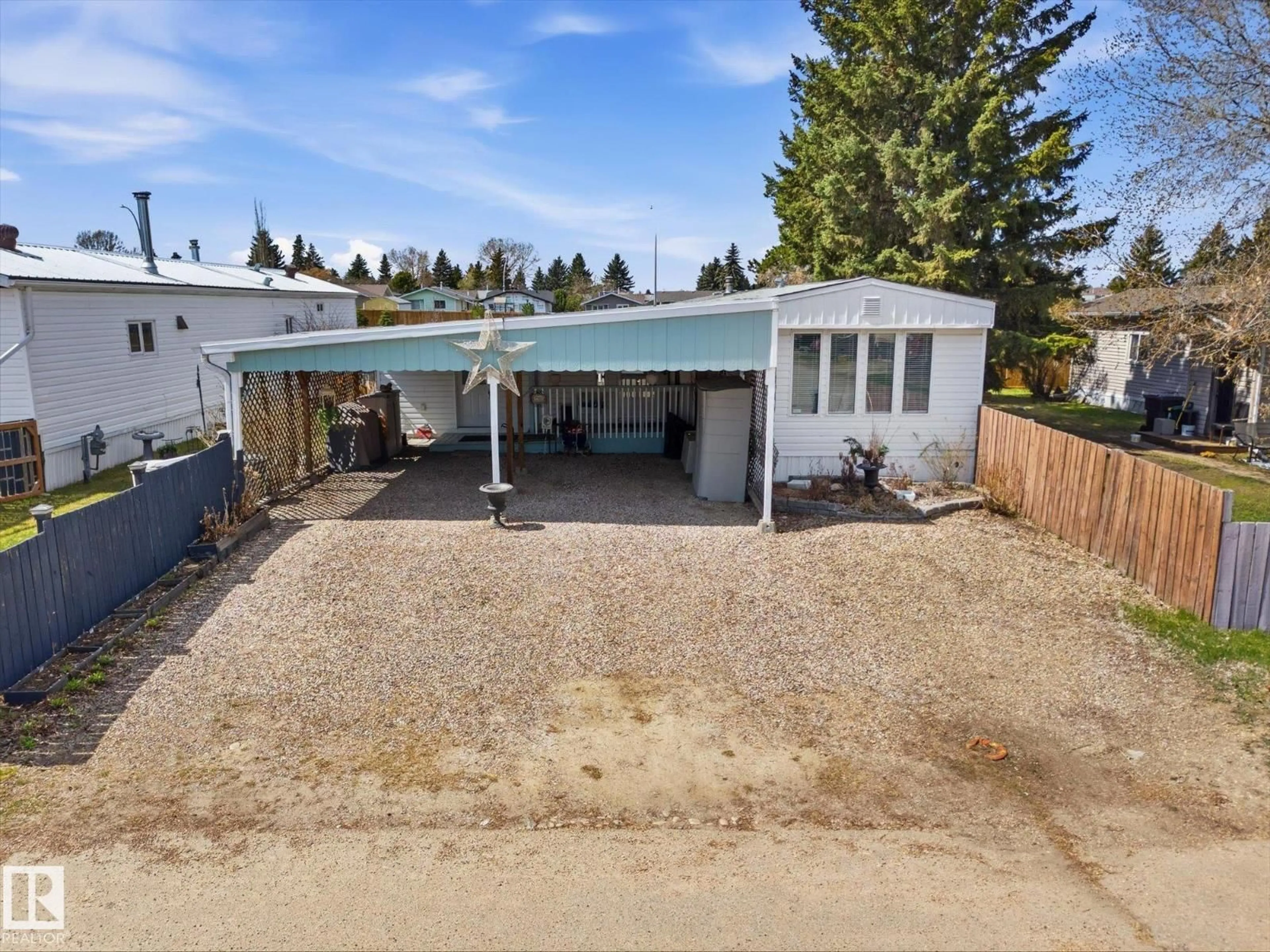 A pic from outside/outdoor area/front of a property/back of a property/a pic from drone, unknown for 50 305 CALAHOO ROAD, Spruce Grove Alberta T7X3K6