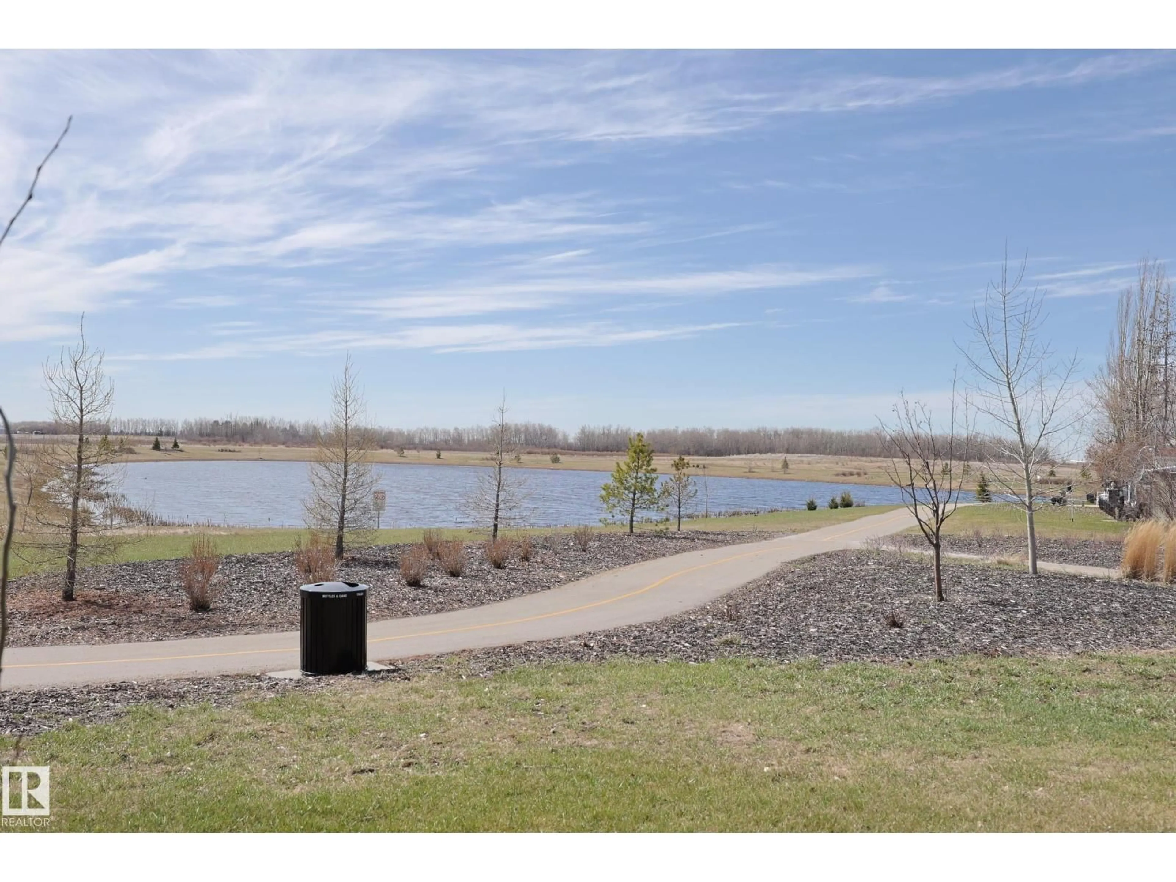 Unknown for 521 GRANDIN DR, Morinville Alberta T8R0E3