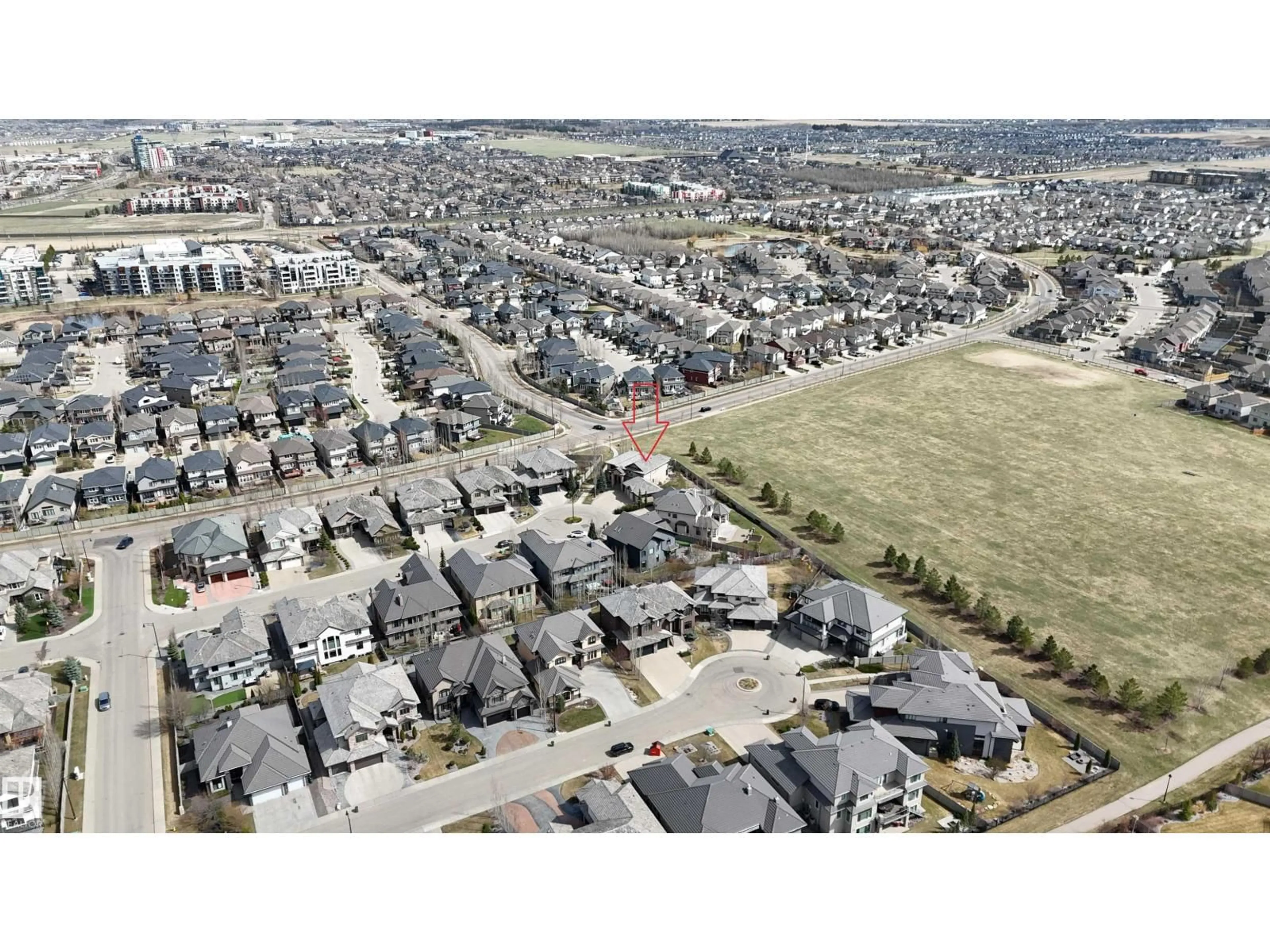 A pic from outside/outdoor area/front of a property/back of a property/a pic from drone, street for 4118 WESTCLIFF HEATH, Edmonton Alberta T6W0X9