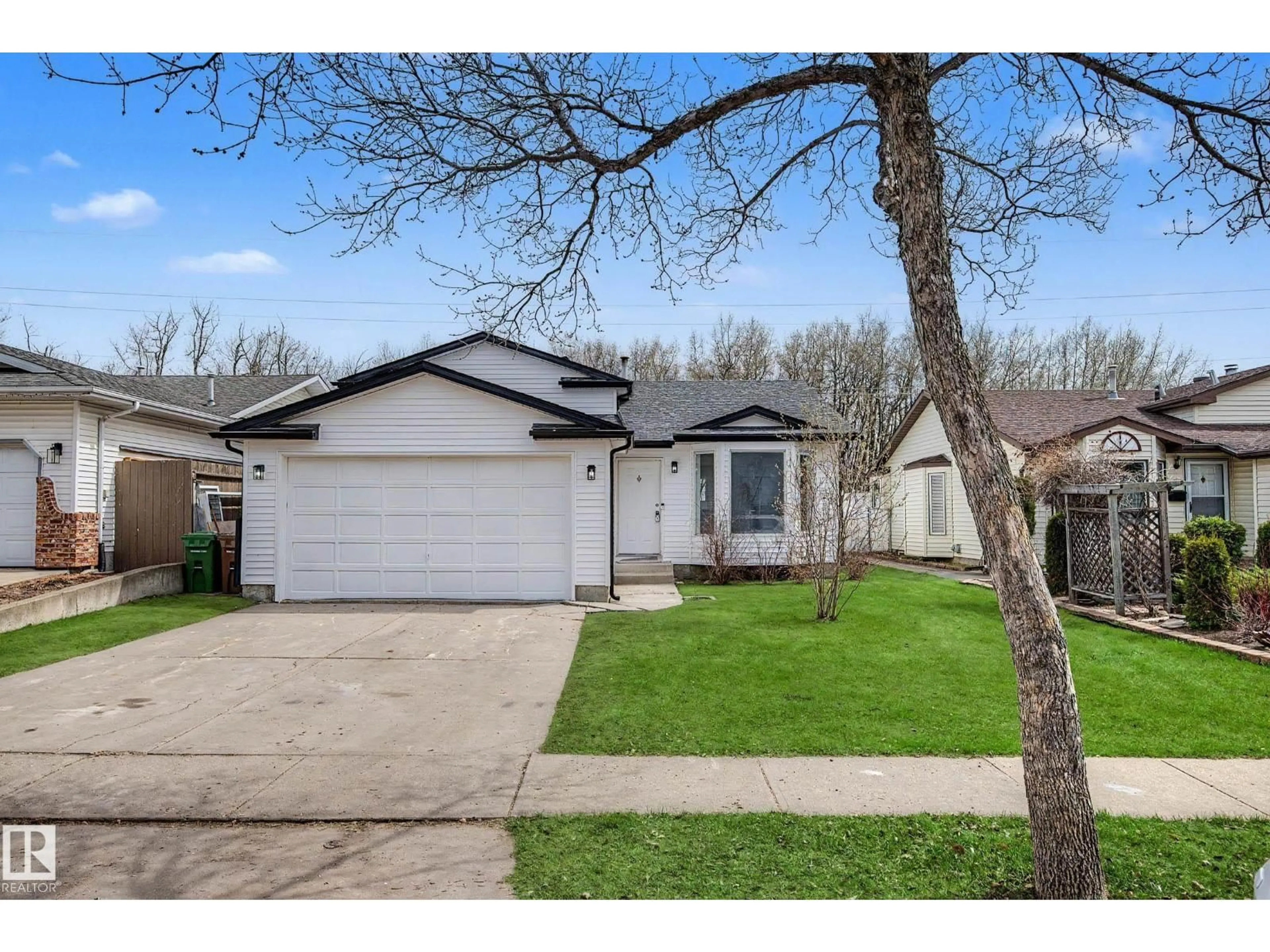 Home with vinyl exterior material, street for 67a ARBOR CR, St. Albert Alberta T8N2T8