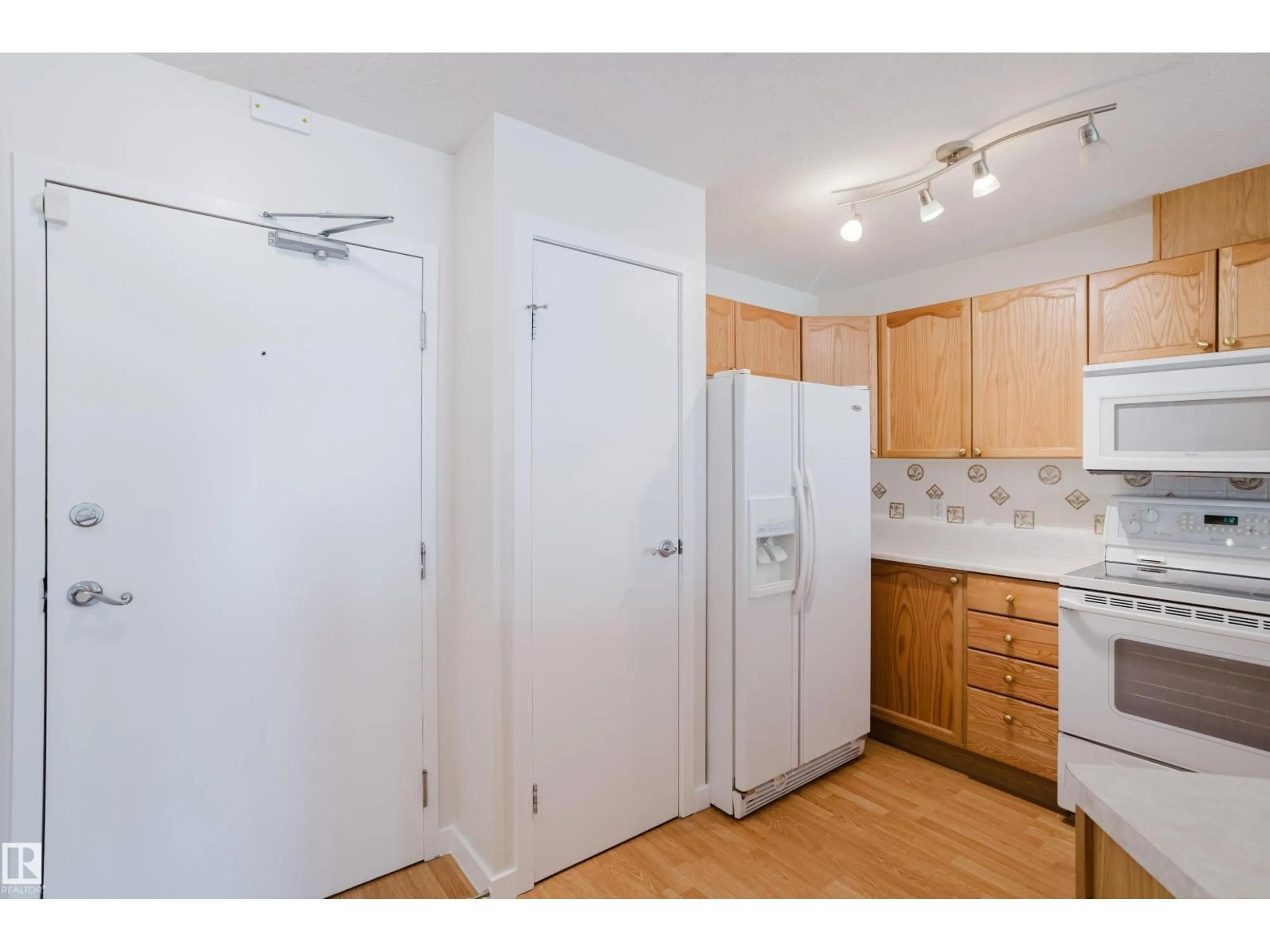 Standard kitchen, unknown for #201 - 4312 139 AV, Edmonton Alberta T5Y3J4