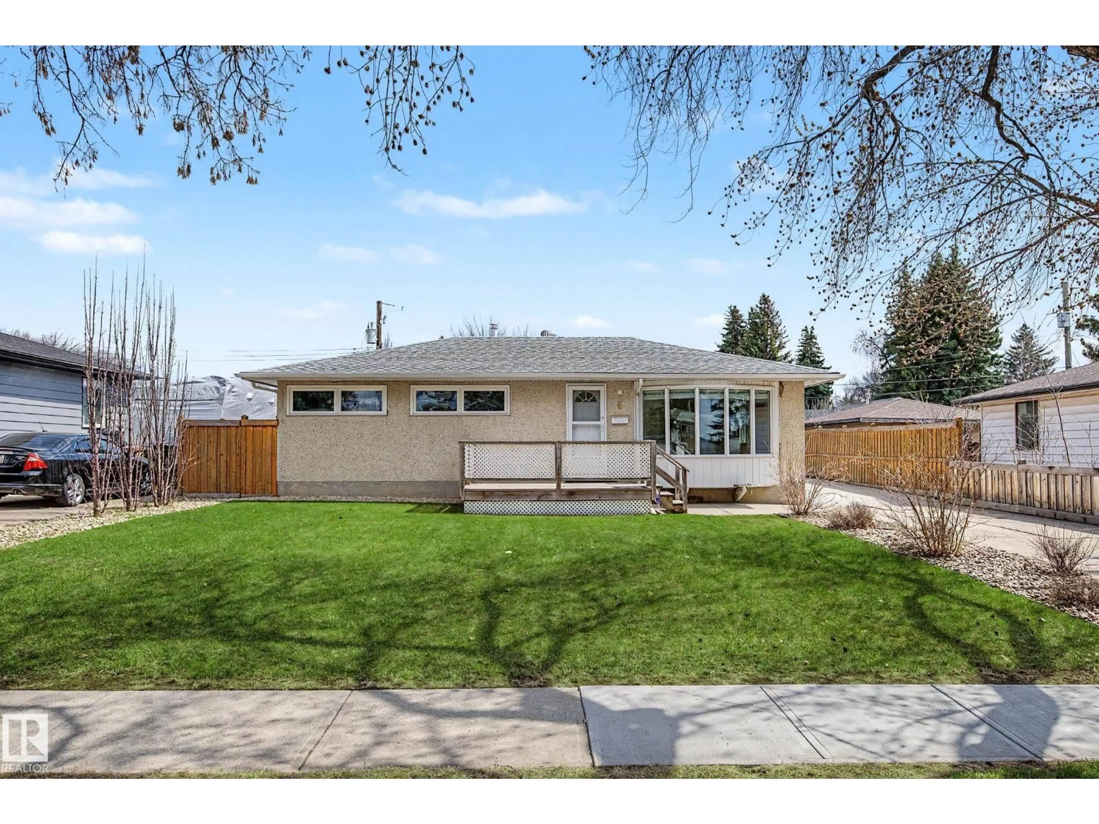 Home with vinyl exterior material, street for 6 SHERIDAN DR, St. Albert Alberta T8N0J2