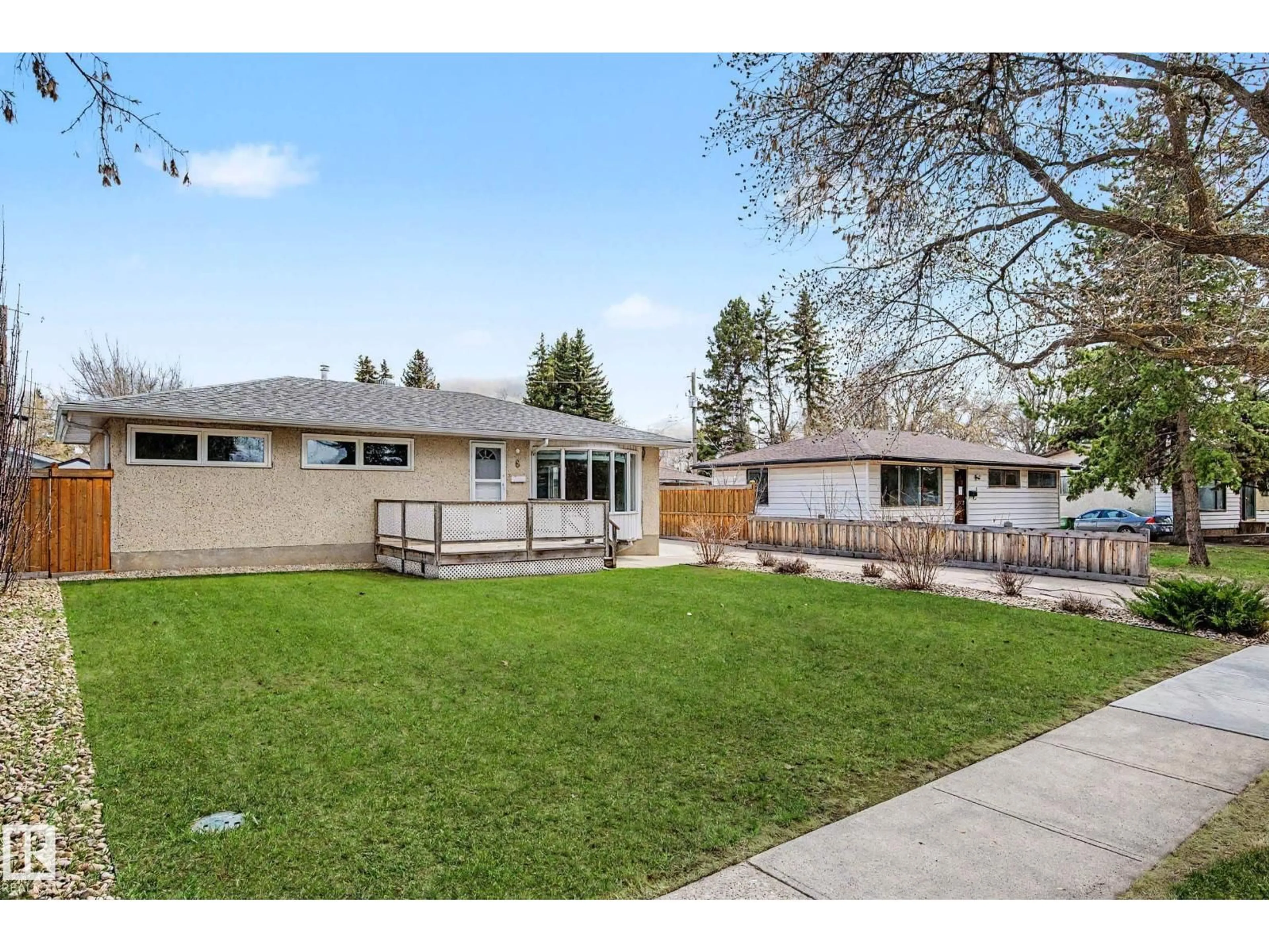 Home with vinyl exterior material, street for 6 SHERIDAN DR, St. Albert Alberta T8N0J2