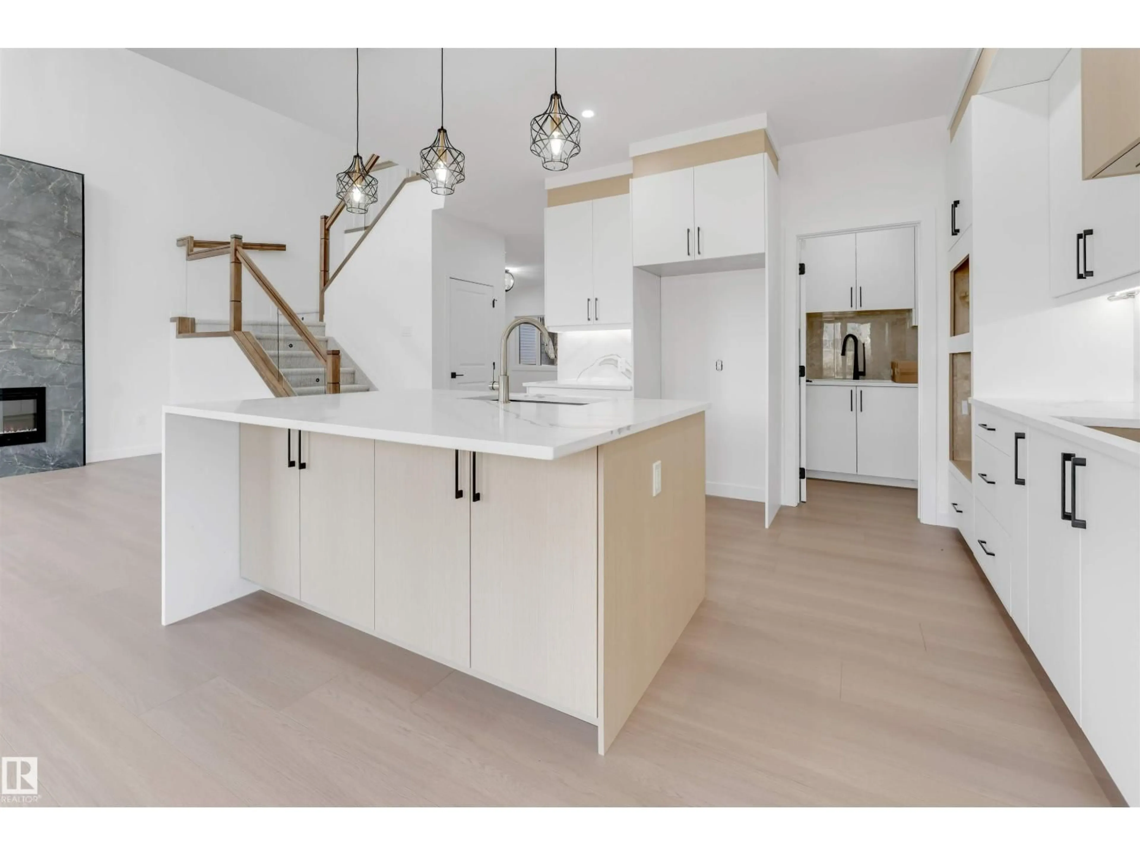 Open concept kitchen, unknown for 138 CREEKSIDE LANE LN, Leduc Alberta T9E1T1