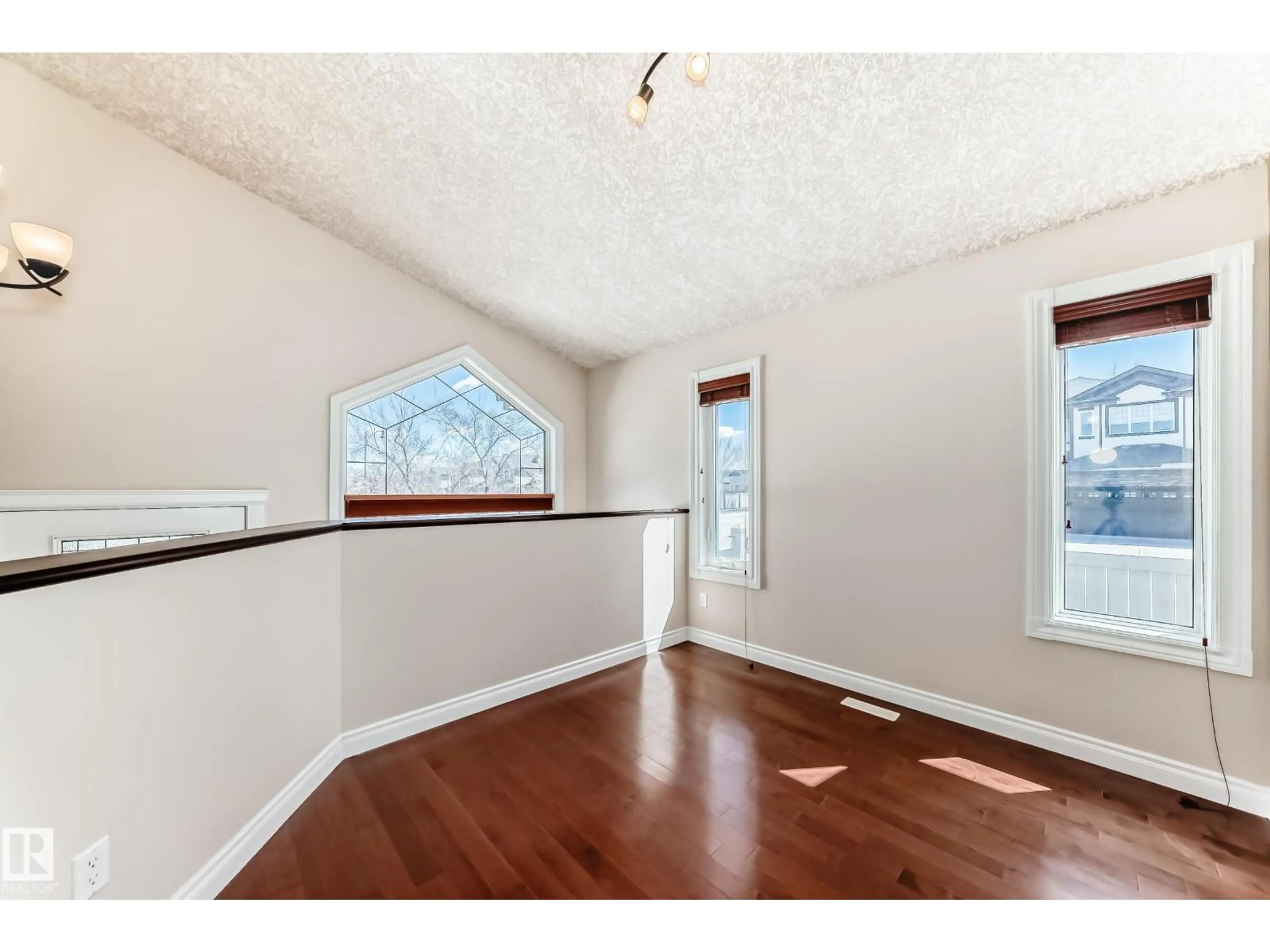 Unknown for 1221 CUNNINGHAM DR, Edmonton Alberta T6W6R2