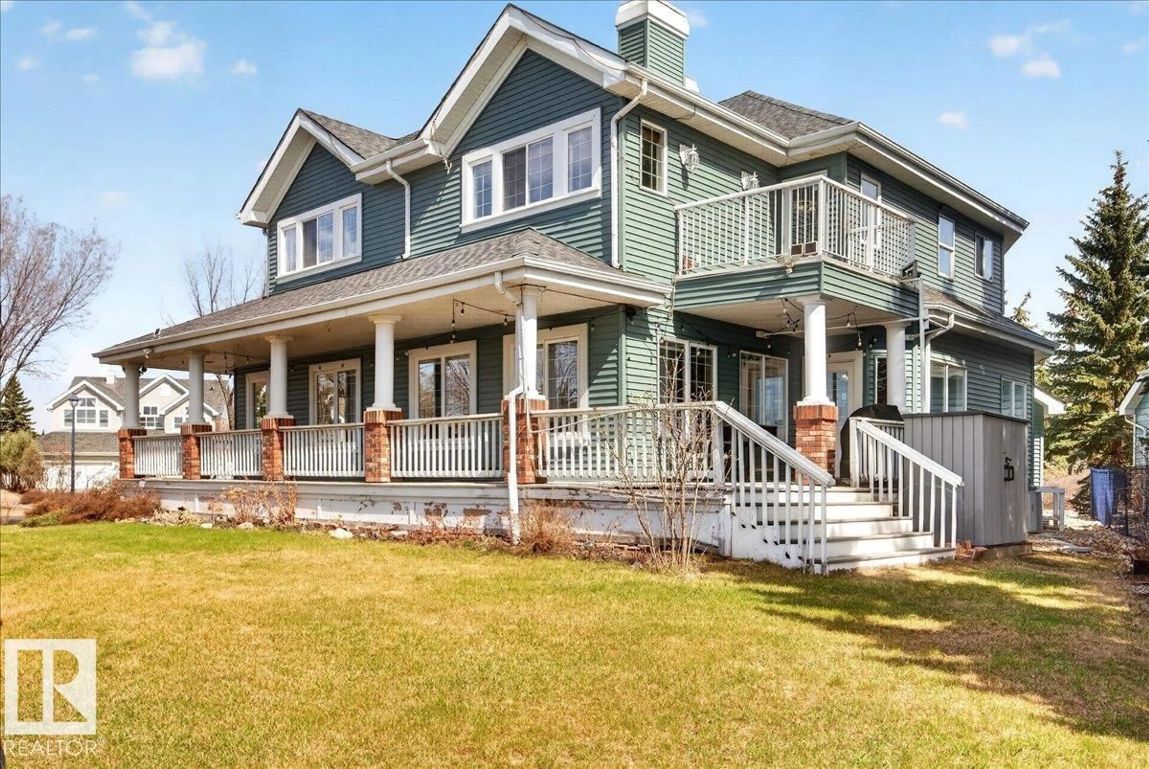 Home with vinyl exterior material, unknown for 1251 SUMMERSIDE DR, Edmonton Alberta T6X1B1