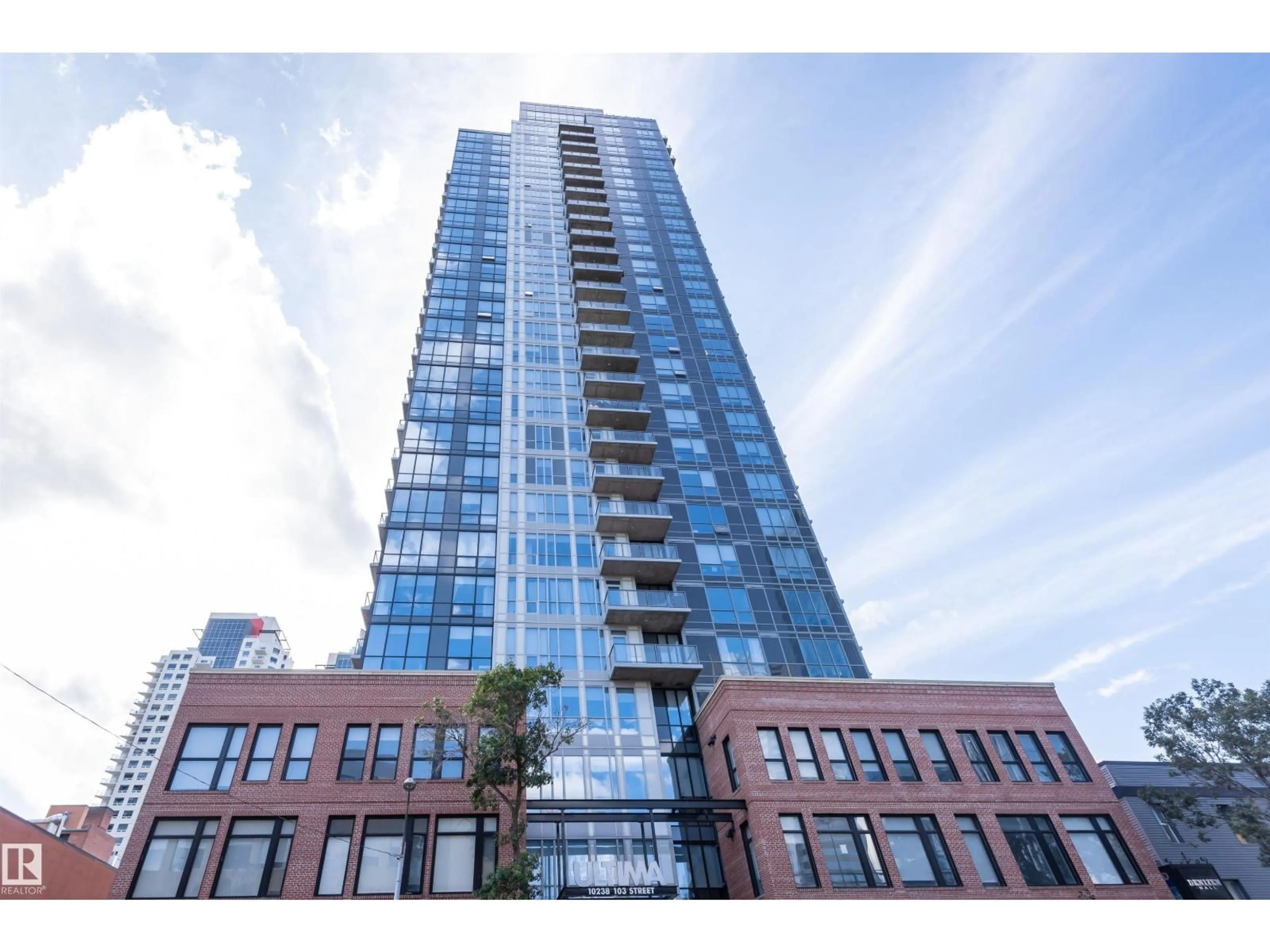 Indoor foyer for #404 - 10238 103 ST, Edmonton Alberta T5J0G6
